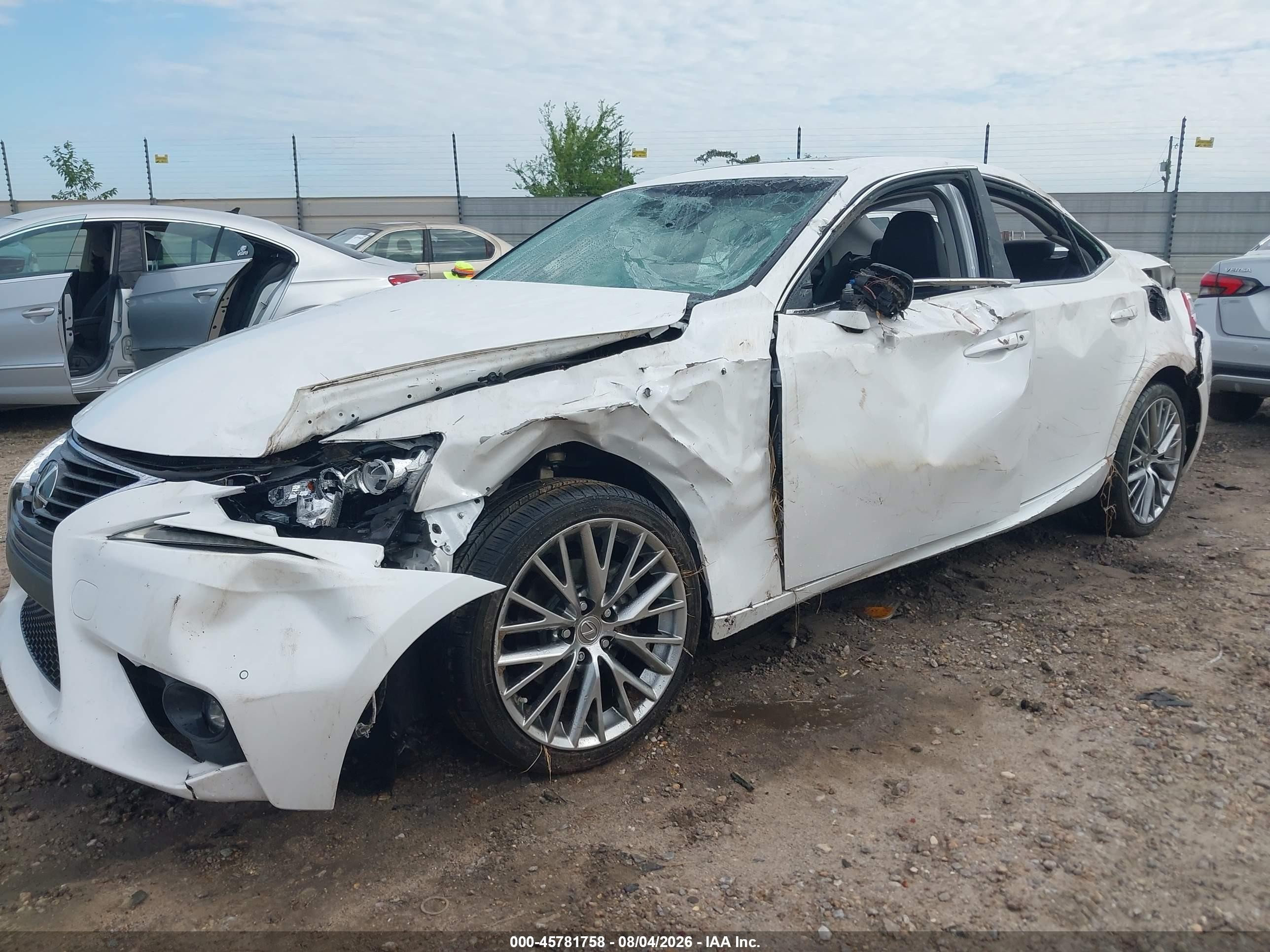 2015 Lexus Is 250   White vin: JTHBF1D2XF5067725