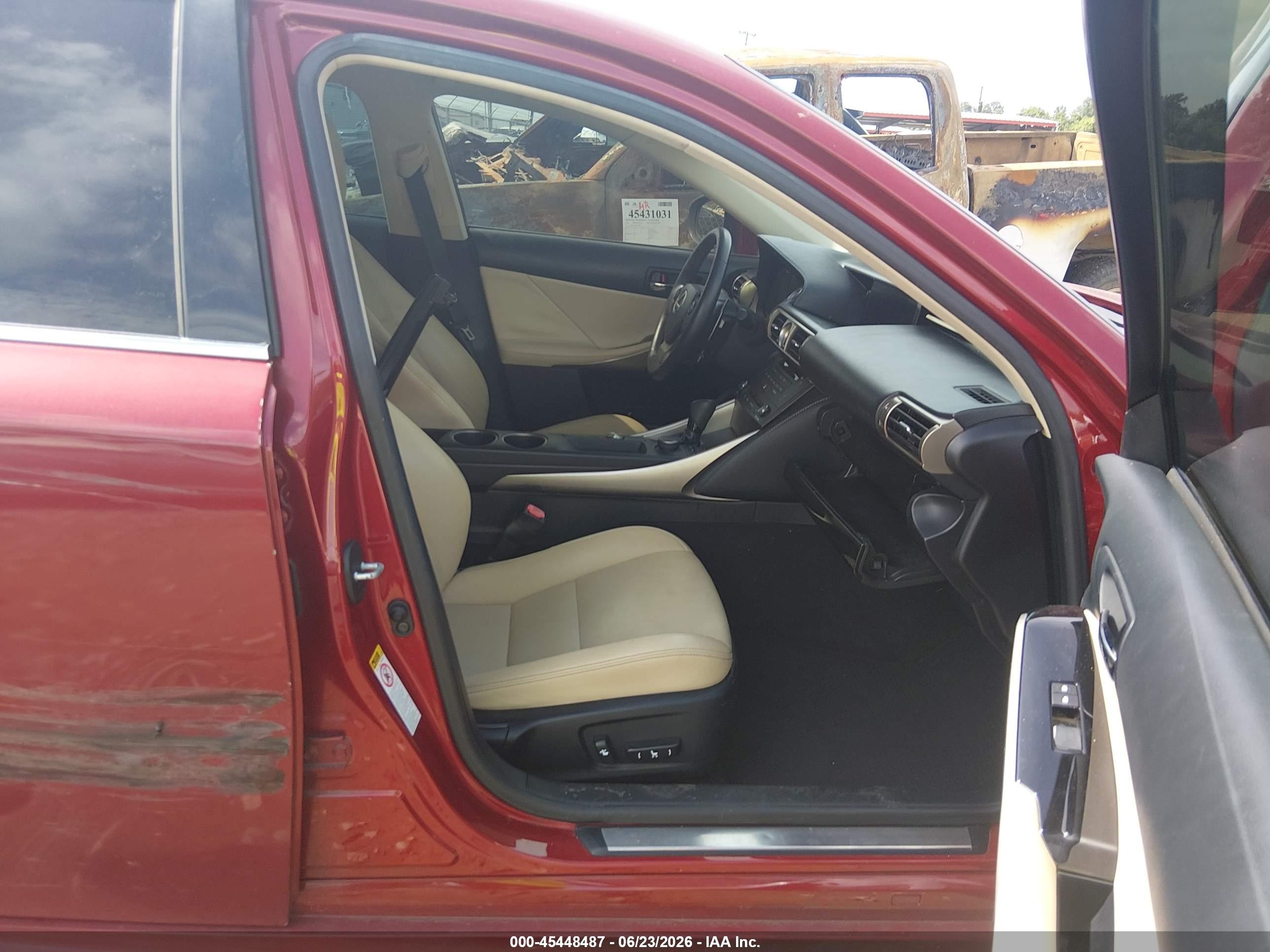 2015 Lexus Is 250   Red vin: JTHBF1D2XF5077154