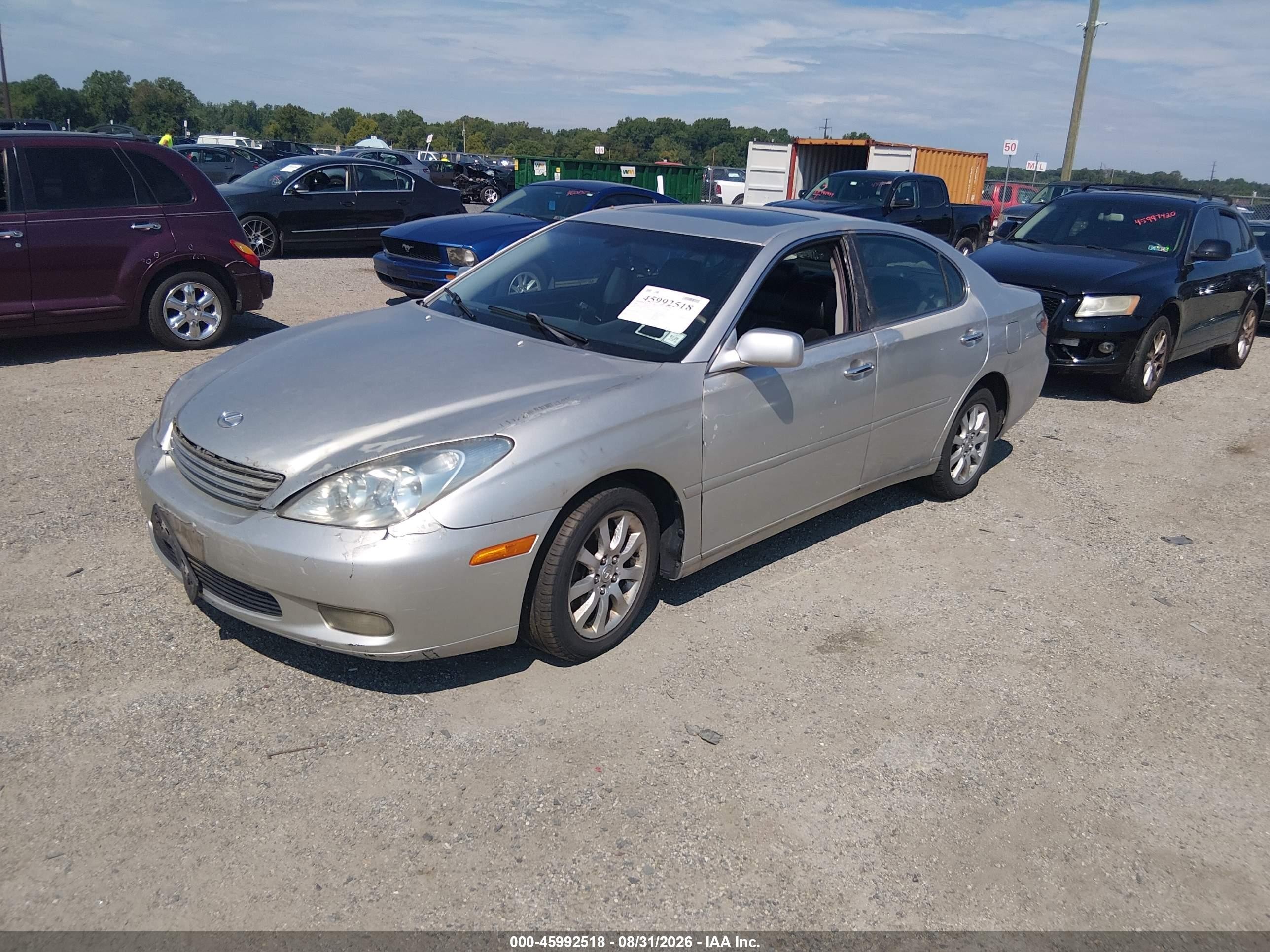 2002 Lexus Es 300   Silver vin: JTHBF30G020021082