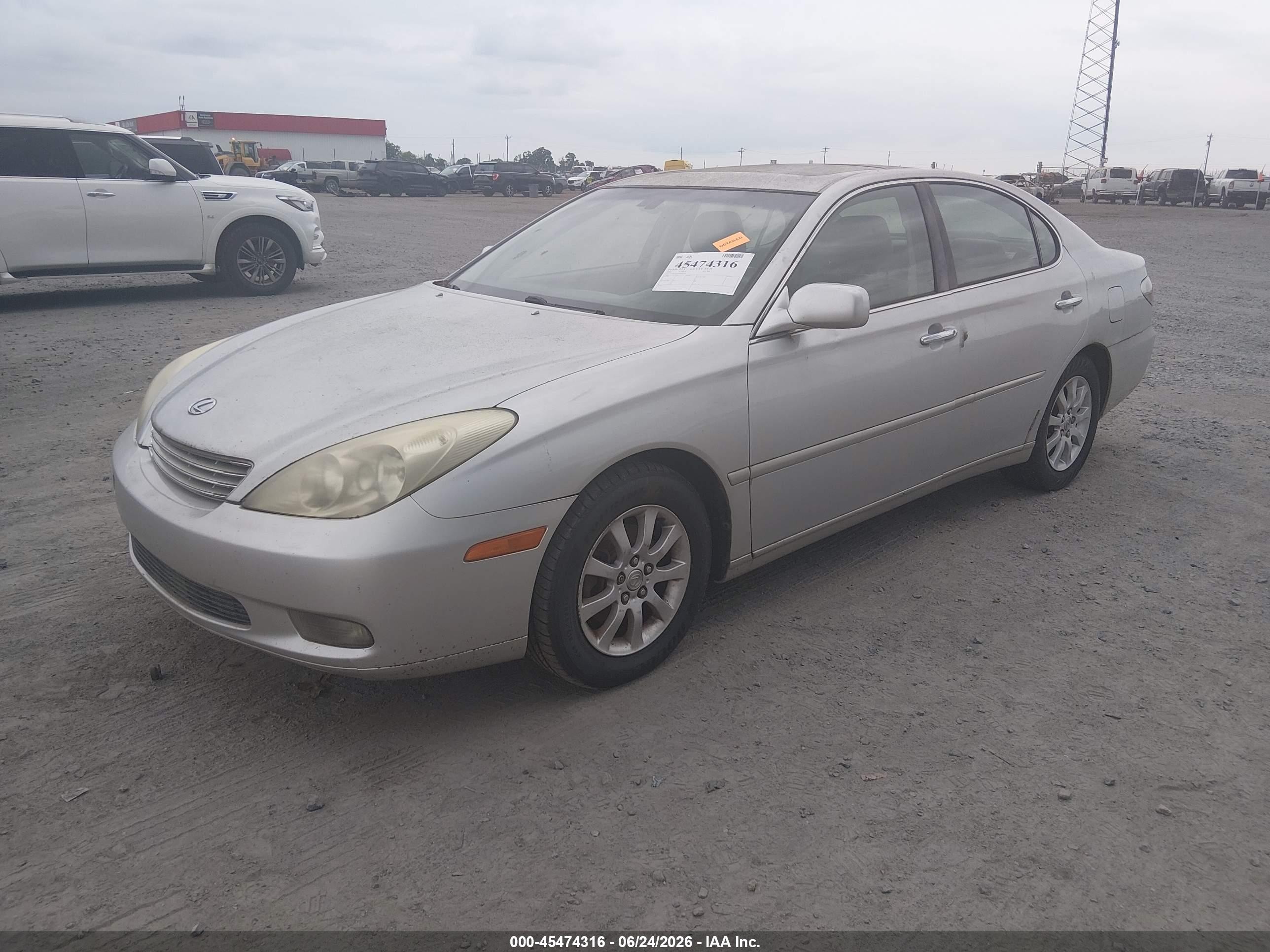 2002 Lexus Es 300   Silver vin: JTHBF30G020044300