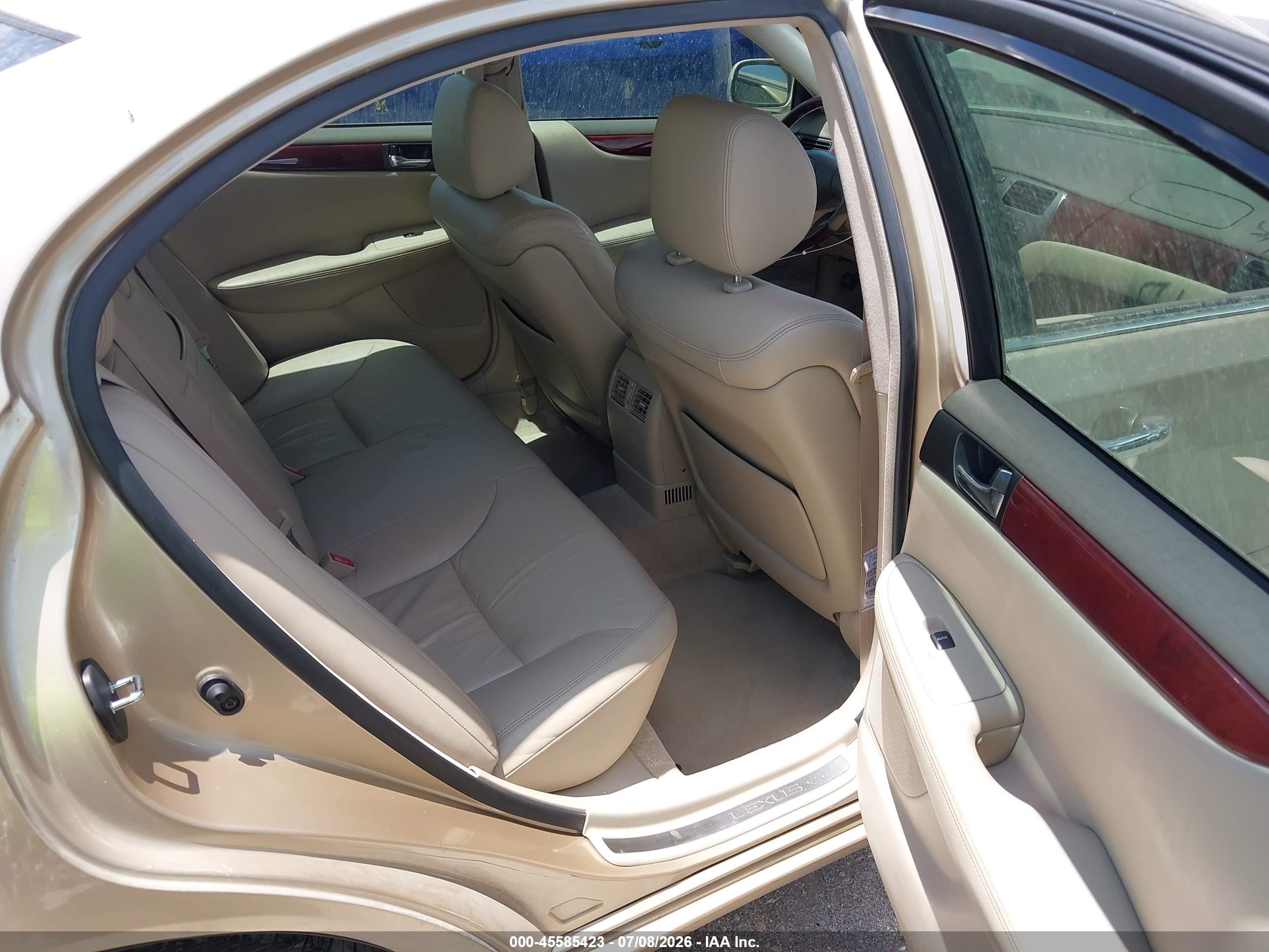 2002 Lexus Es 300   Gold vin: JTHBF30G020072775