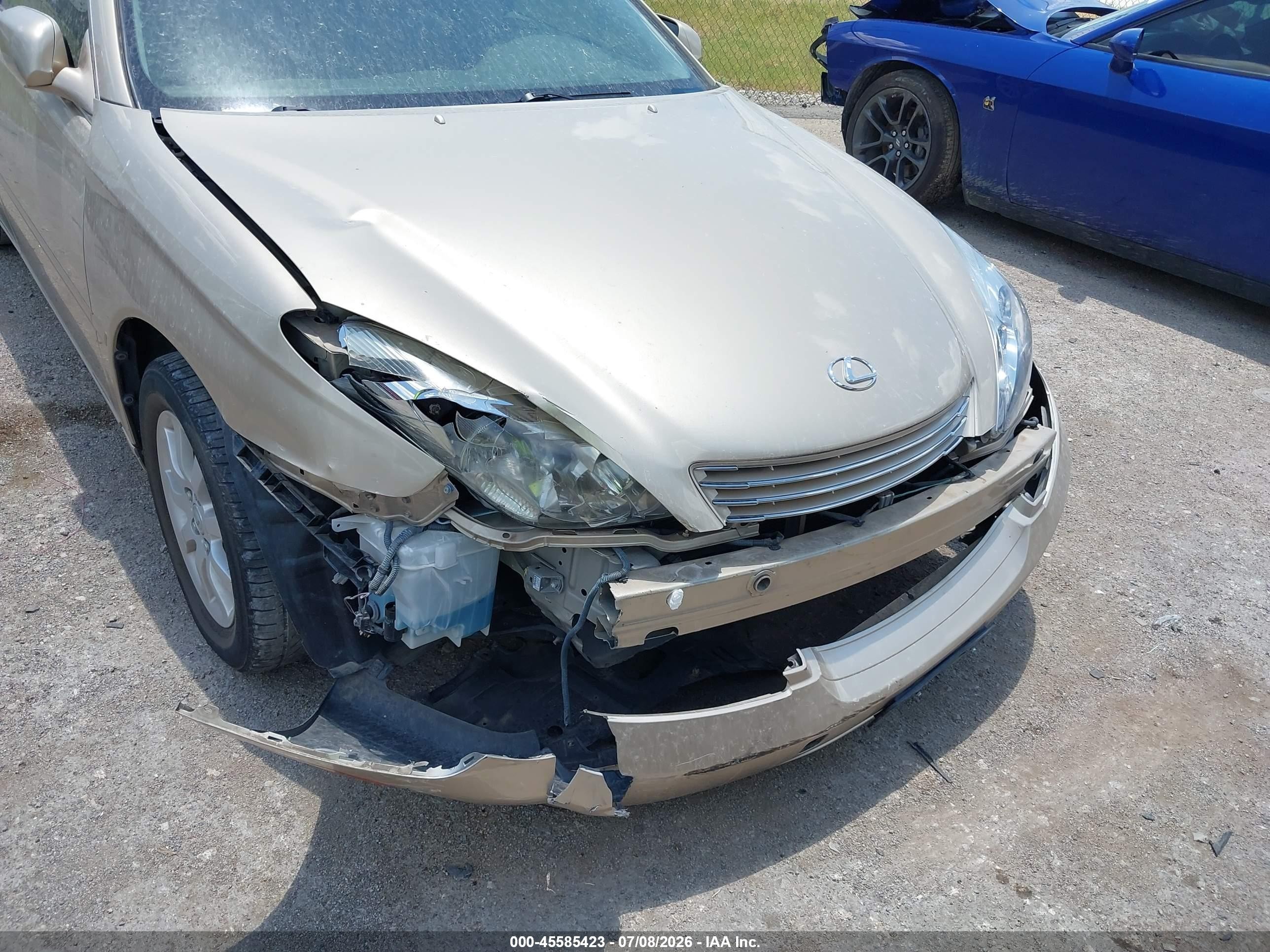 2002 Lexus Es 300   Gold vin: JTHBF30G020072775