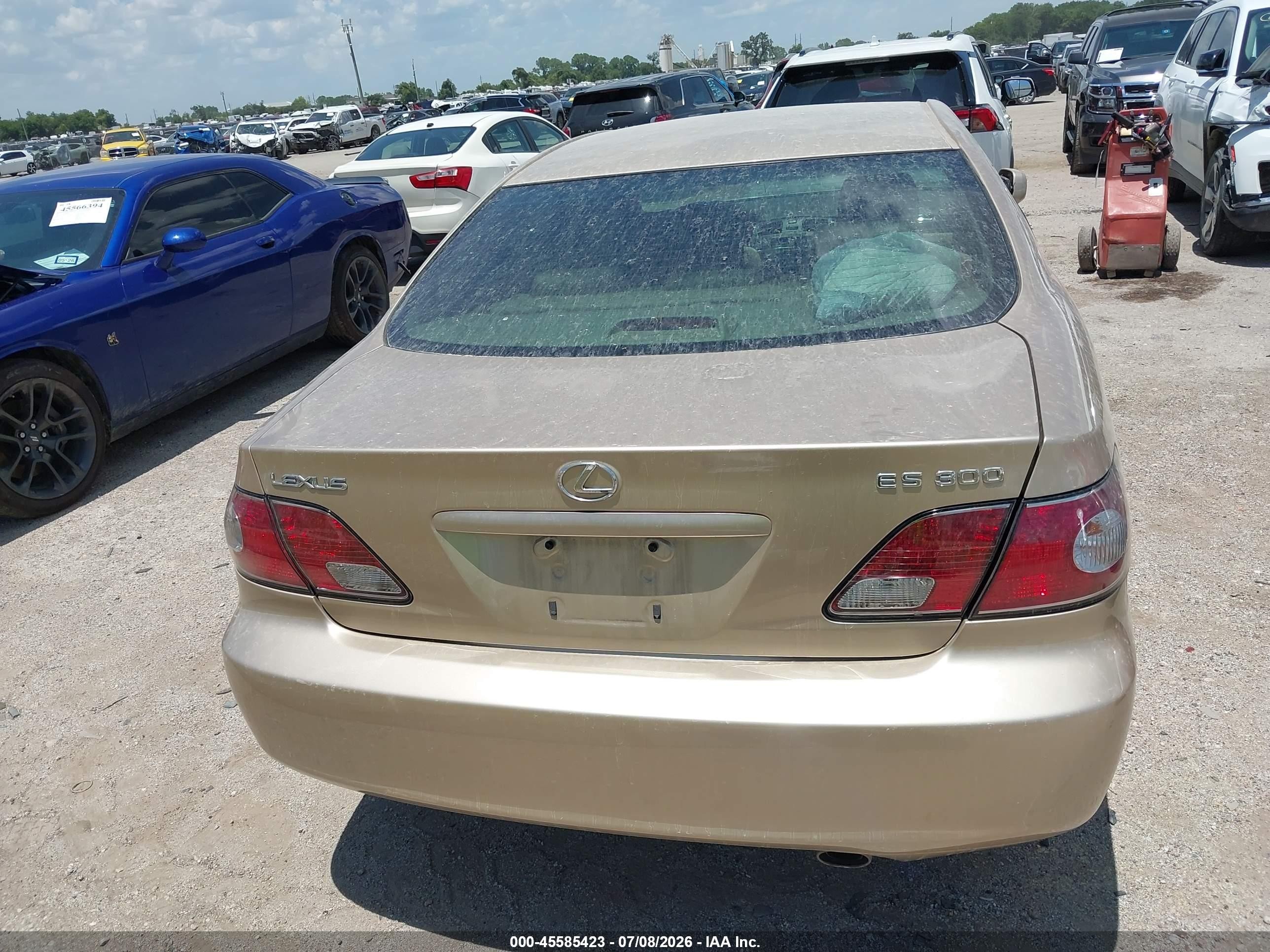 2002 Lexus Es 300   Gold vin: JTHBF30G020072775