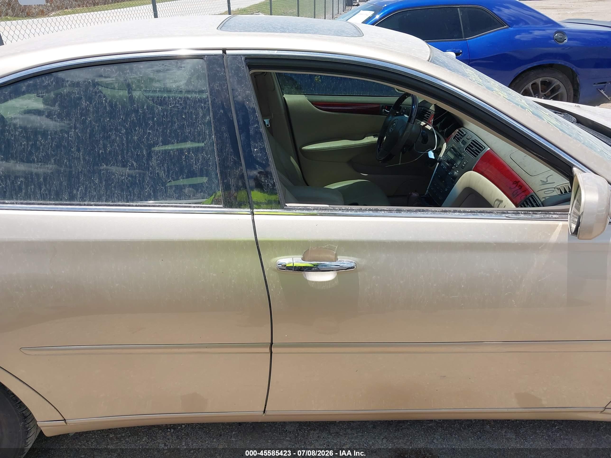 2002 Lexus Es 300   Gold vin: JTHBF30G020072775