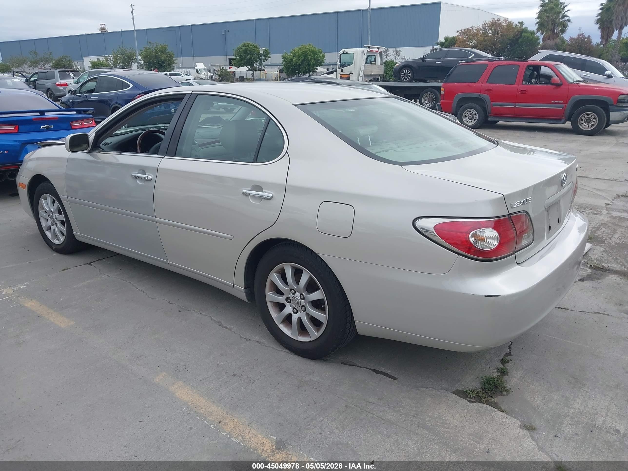 2002 Lexus Es 300   Beige vin: JTHBF30G025024244