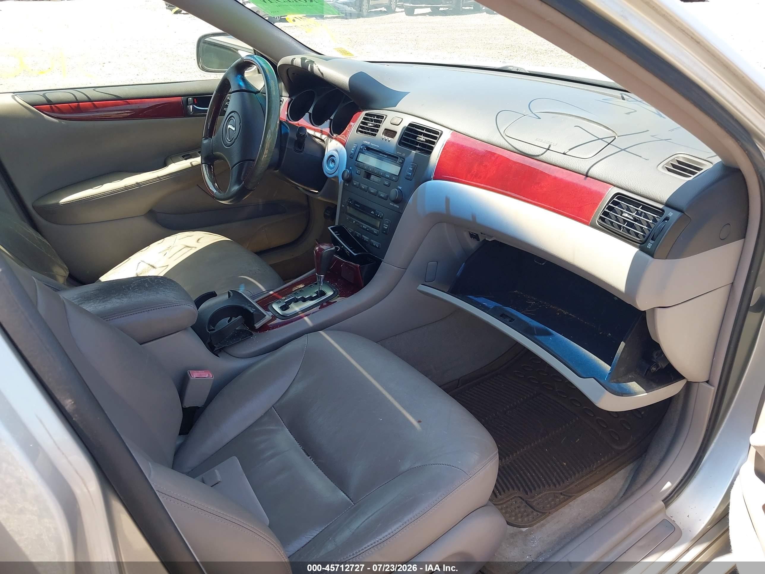 2003 Lexus Es 300   Gray vin: JTHBF30G030121720