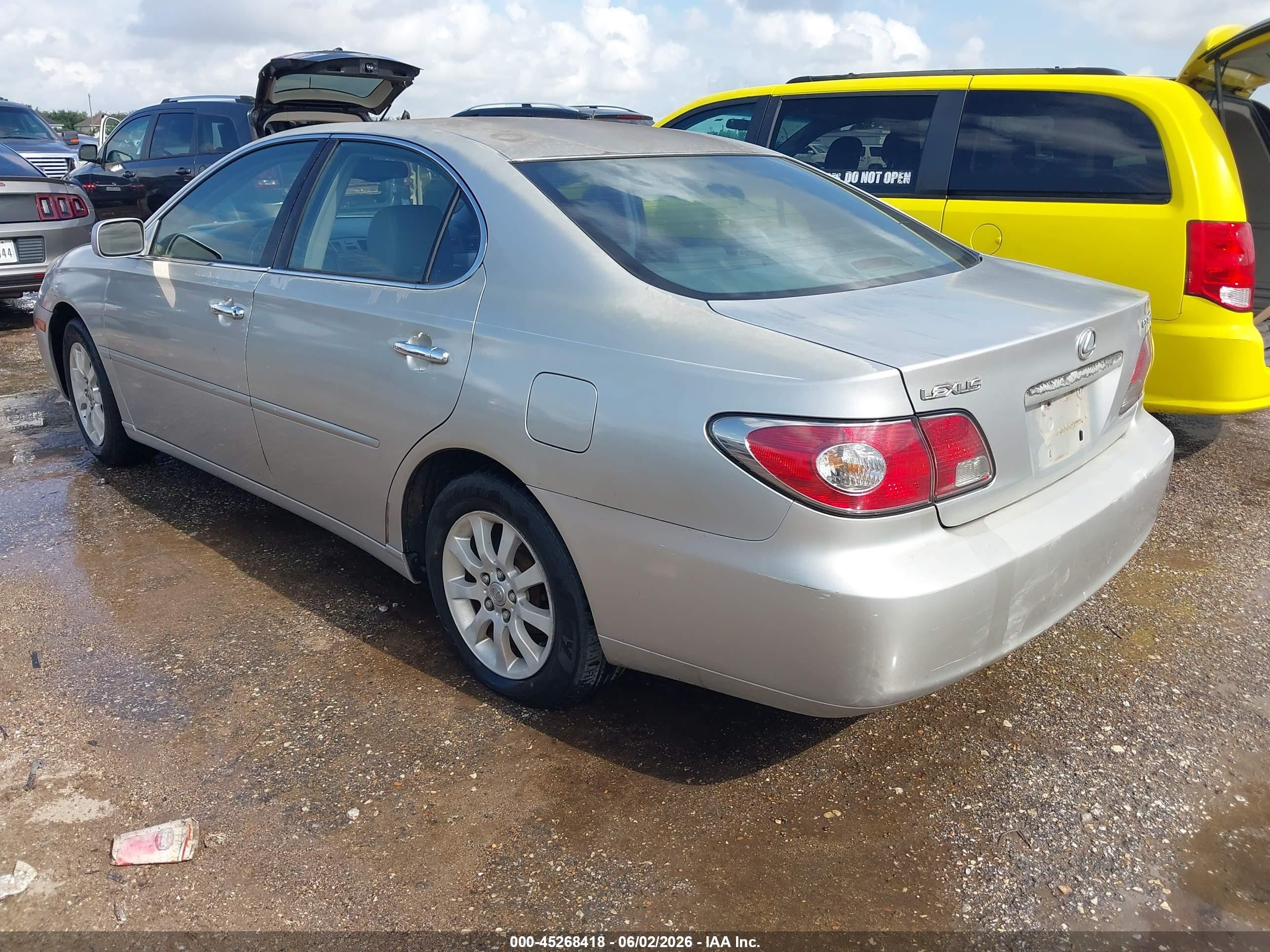 2003 Lexus Es 300   Silver vin: JTHBF30G030147203