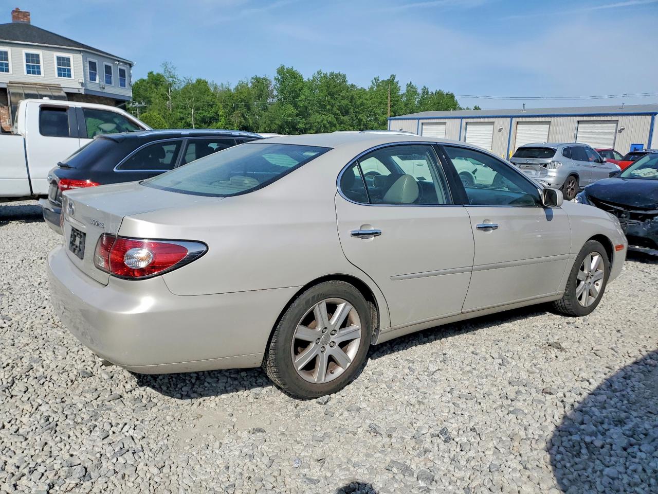 2002 Lexus Es 300 Beige vin: JTHBF30G120009751