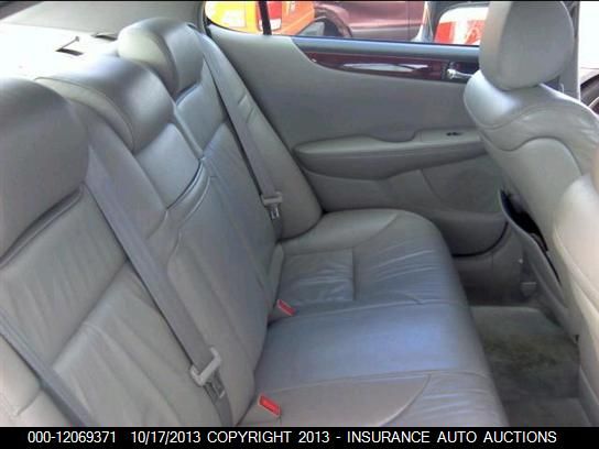 2002 Lexus Es 300 Sedan vin: JTHBF30G120074194