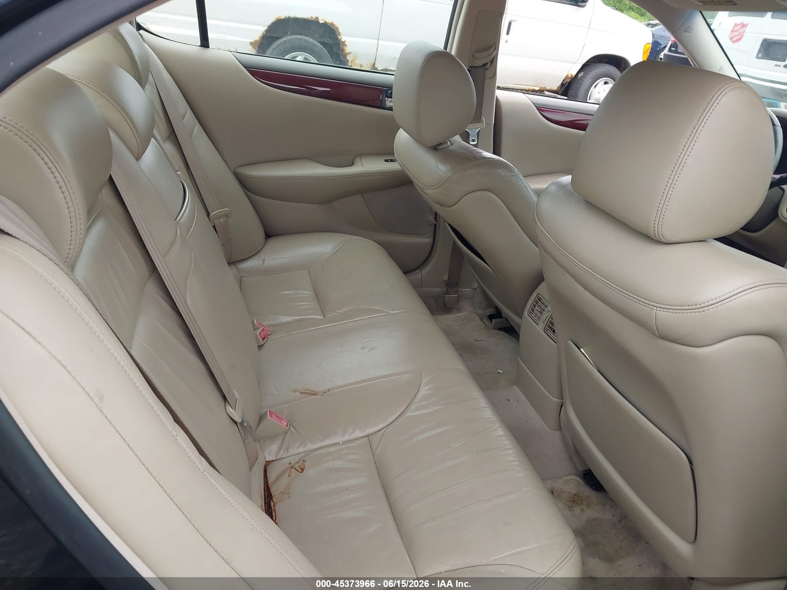 2003 Lexus Es 300 Blue vin: JTHBF30G130099341