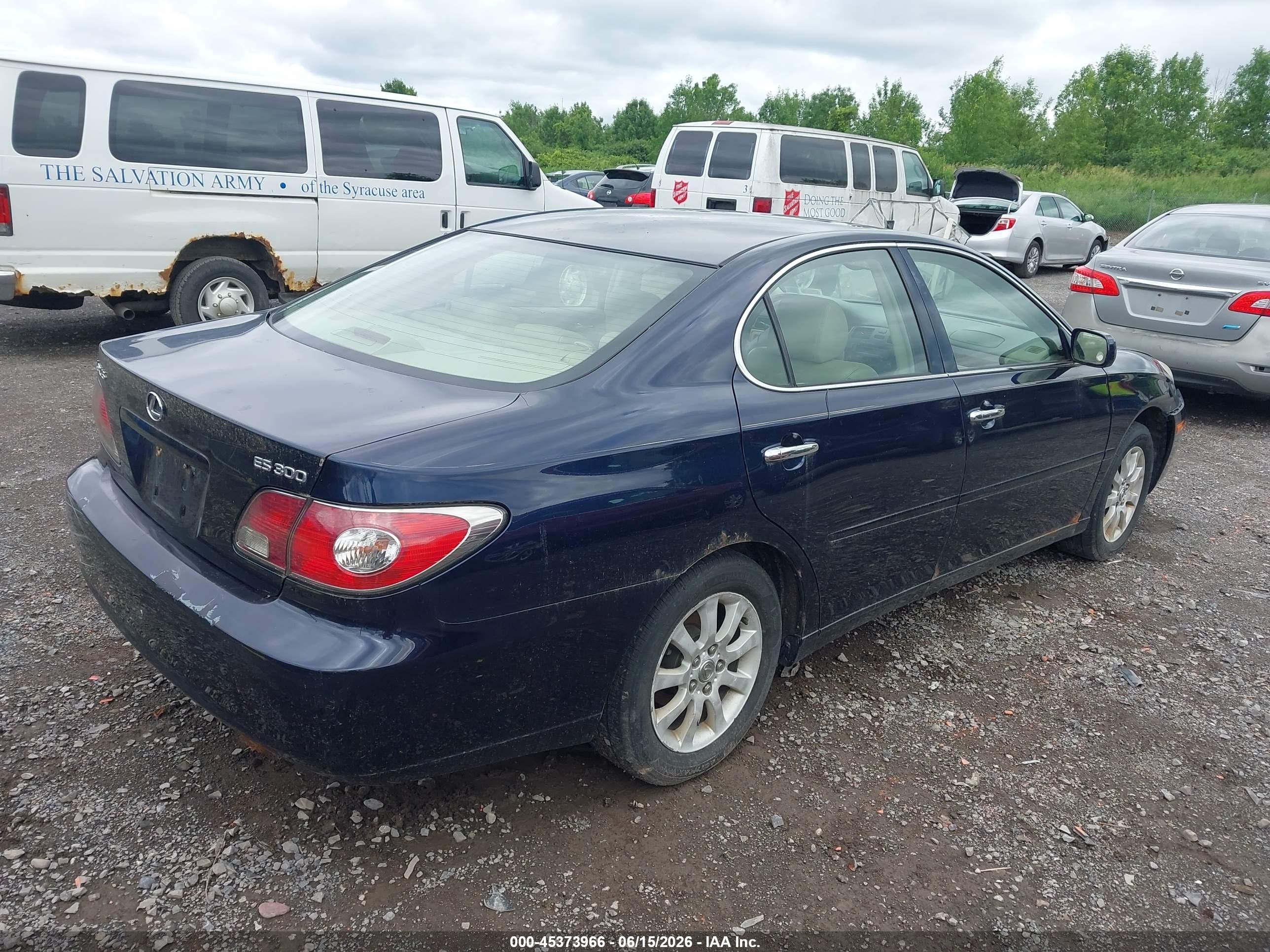 2003 Lexus Es 300 Blue vin: JTHBF30G130099341