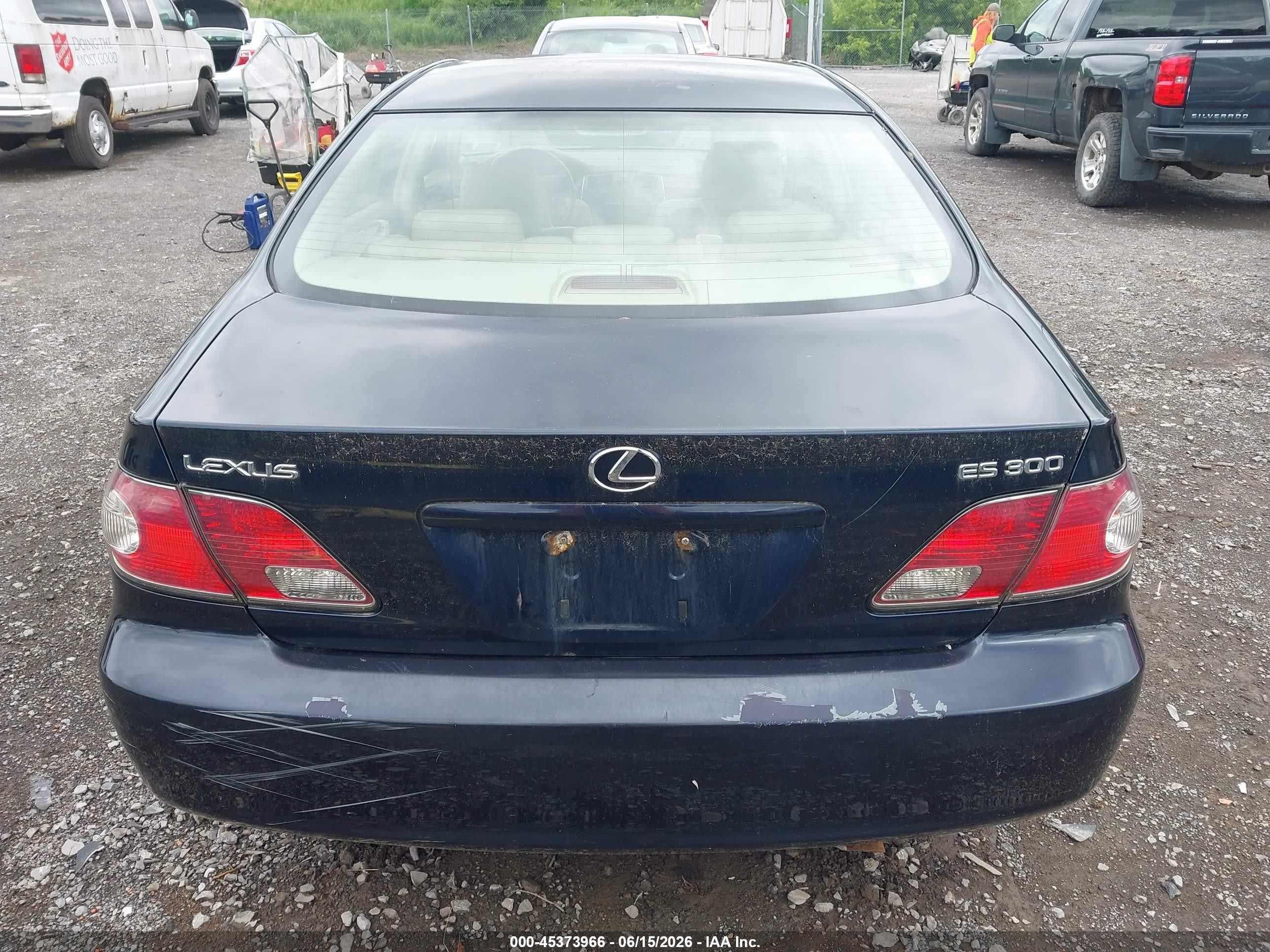 2003 Lexus Es 300 Blue vin: JTHBF30G130099341
