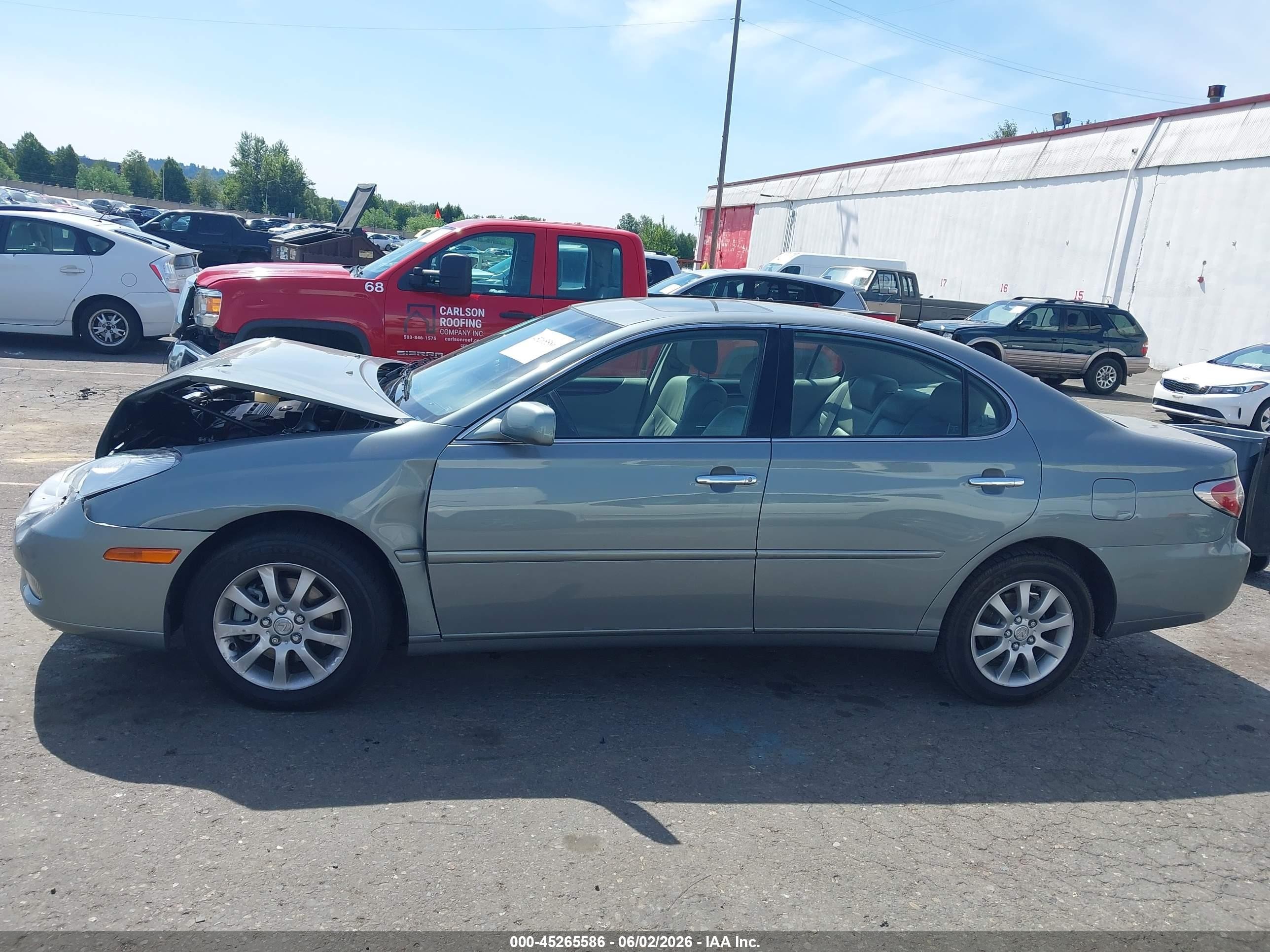 2003 Lexus Es 300   Light Blue vin: JTHBF30G130103114