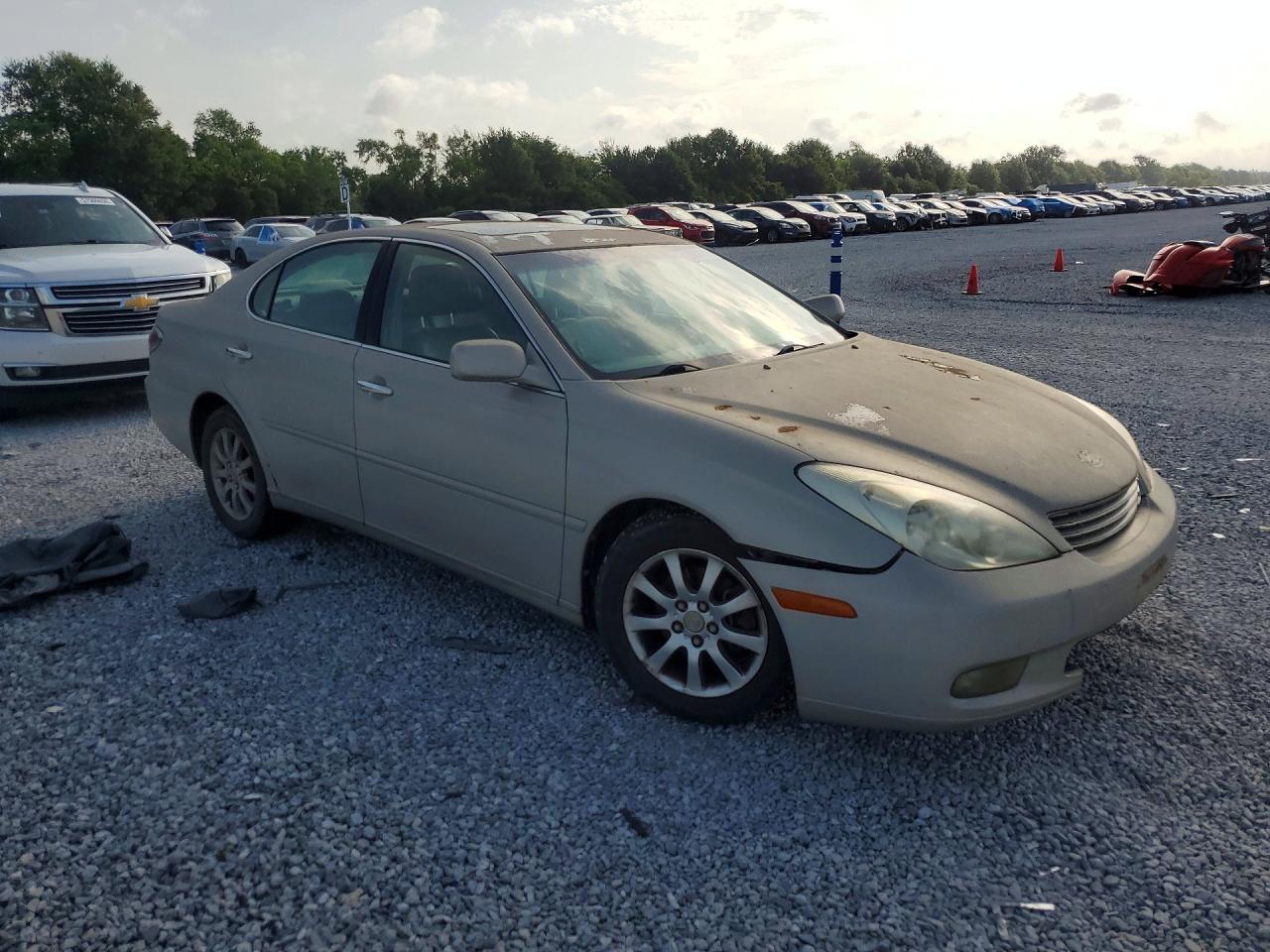 2003 Lexus Es 300 Beige vin: JTHBF30G130126926