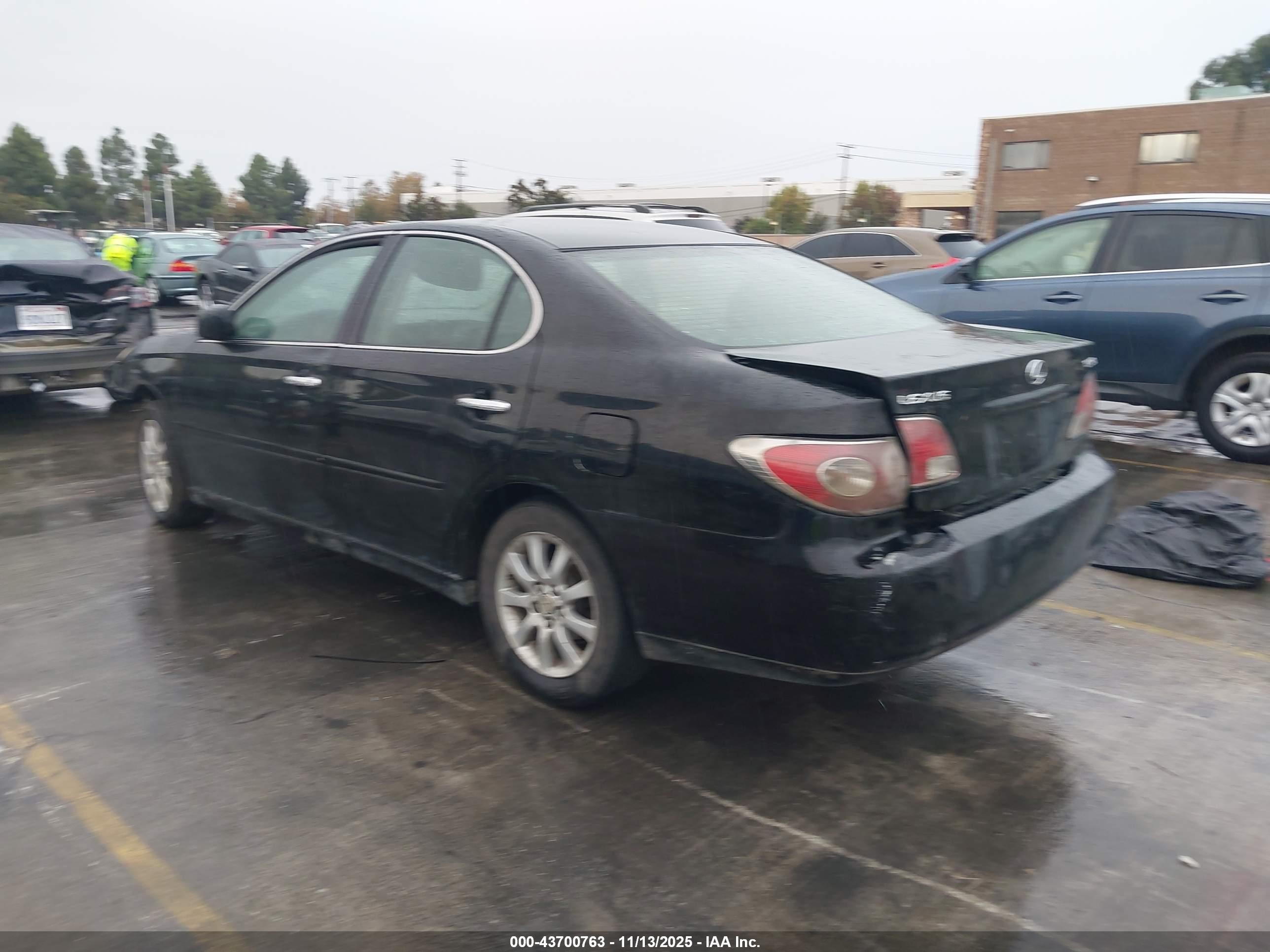 2003 Lexus Es 300   Черный vin: JTHBF30G135037571
