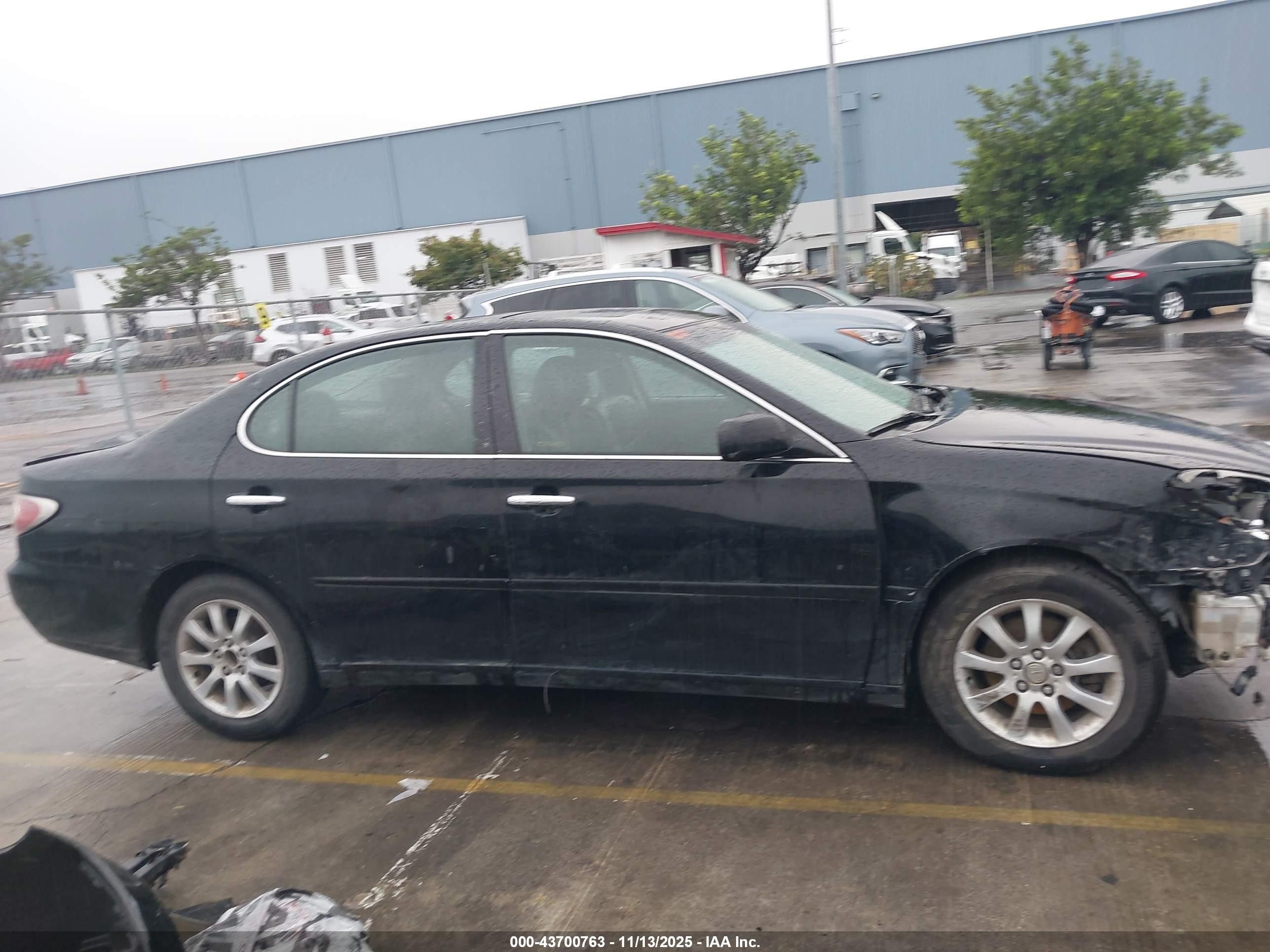 2003 Lexus Es 300   Черный vin: JTHBF30G135037571