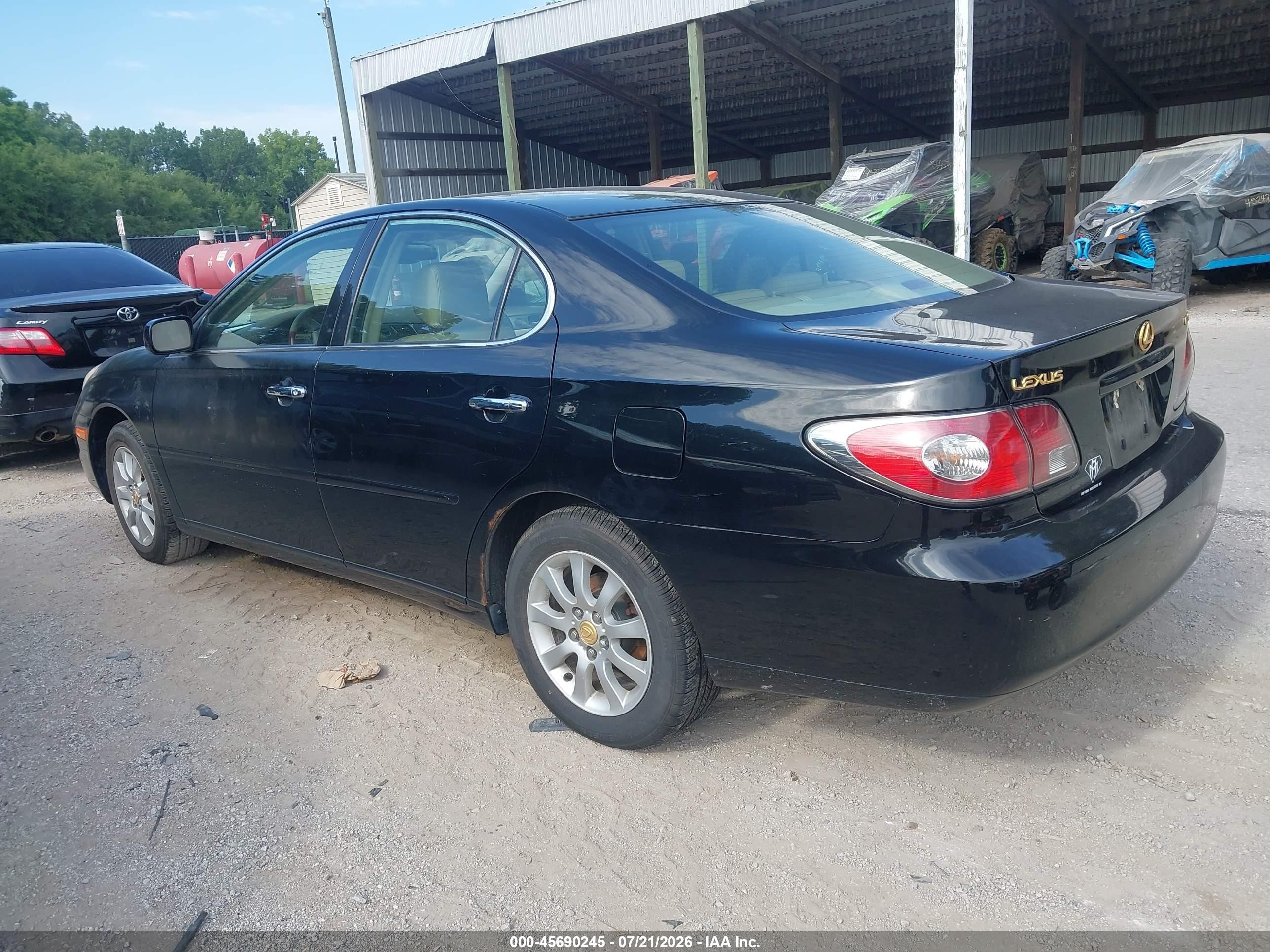 2003 Lexus Es 300   Black vin: JTHBF30G136015564
