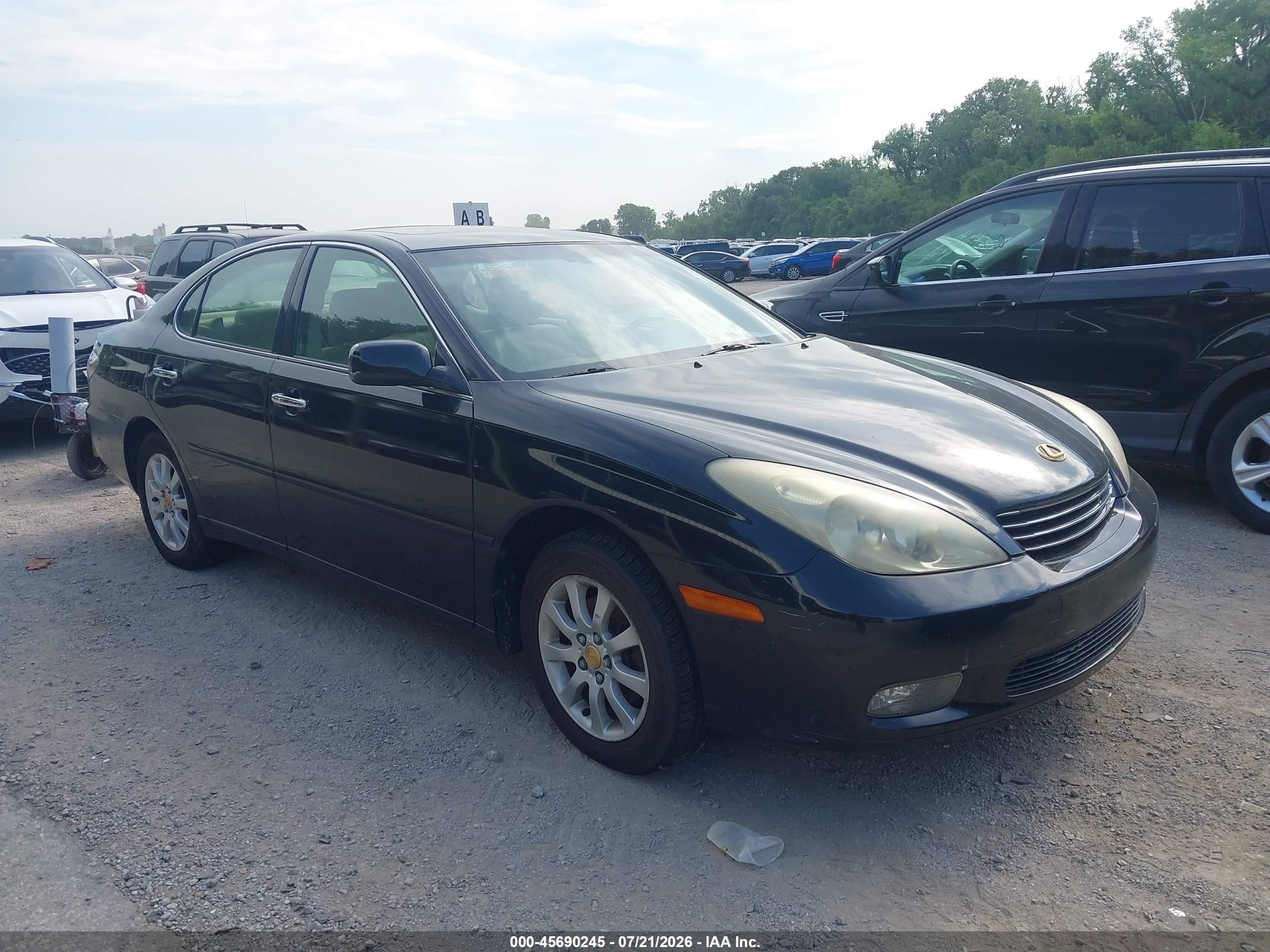 2003 Lexus Es 300   Черный vin: JTHBF30G136015564
