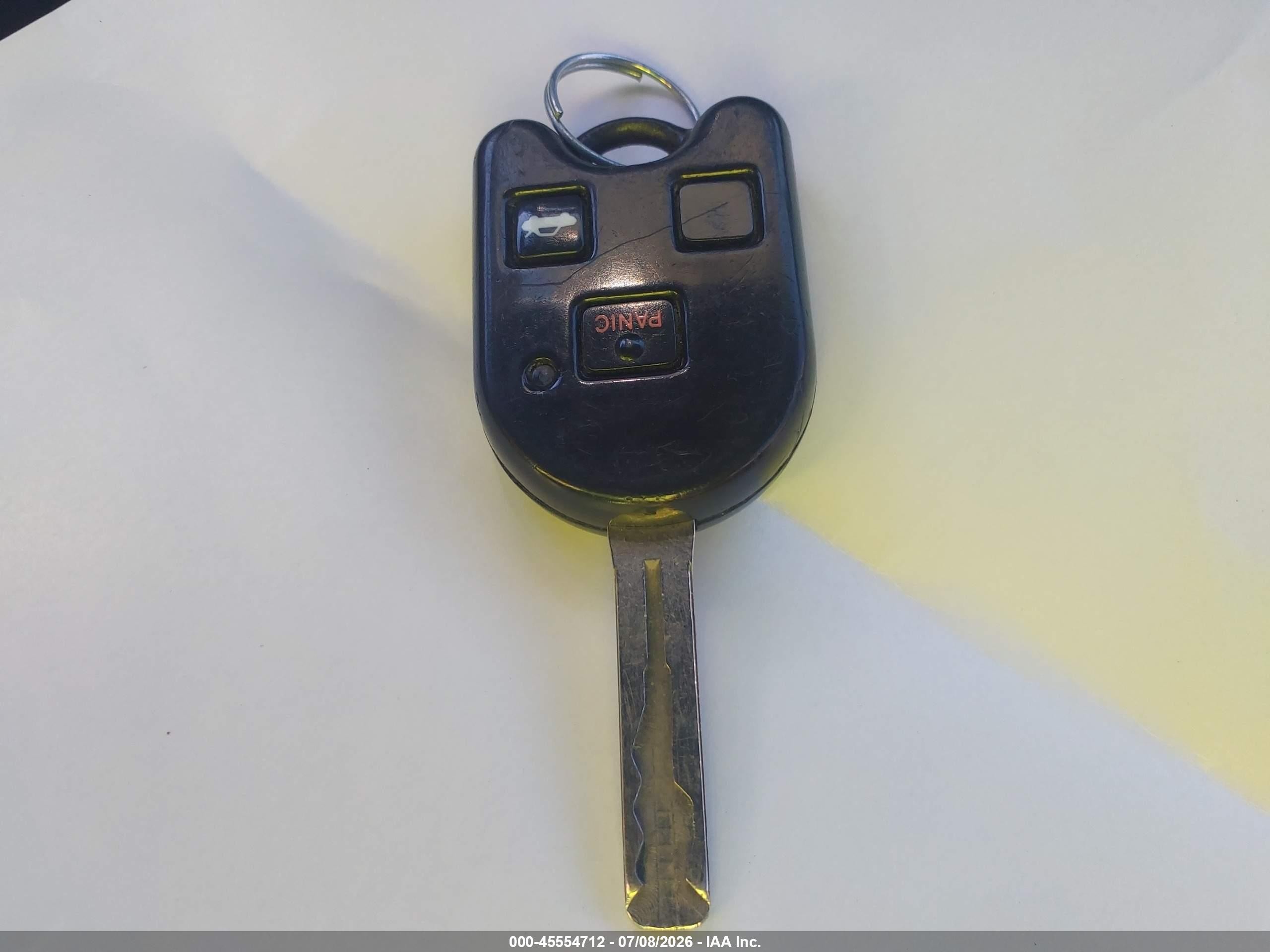 2002 Lexus Es 300   Silver vin: JTHBF30G220031080