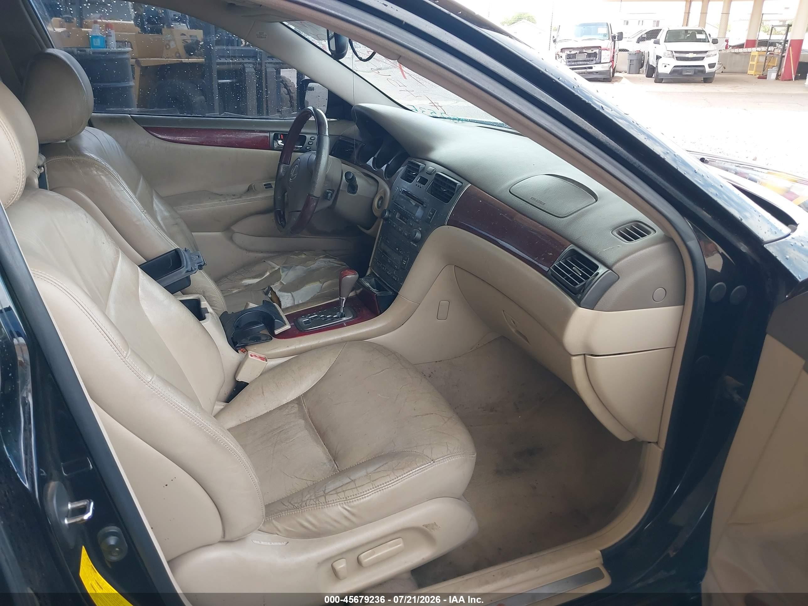 2002 Lexus Es 300   Черный vin: JTHBF30G220050535