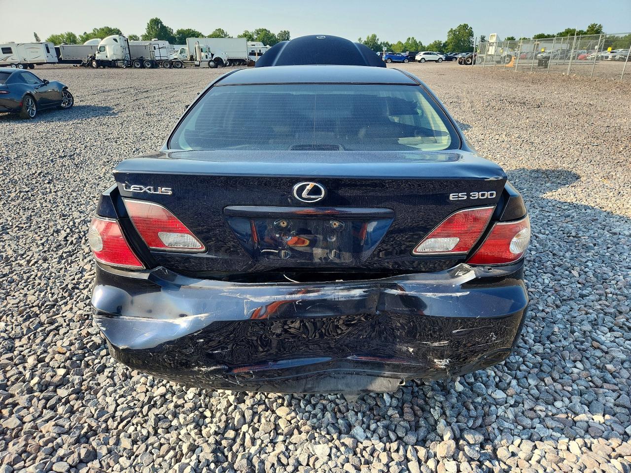 2002 Lexus Es 300 Black vin: JTHBF30G225020664
