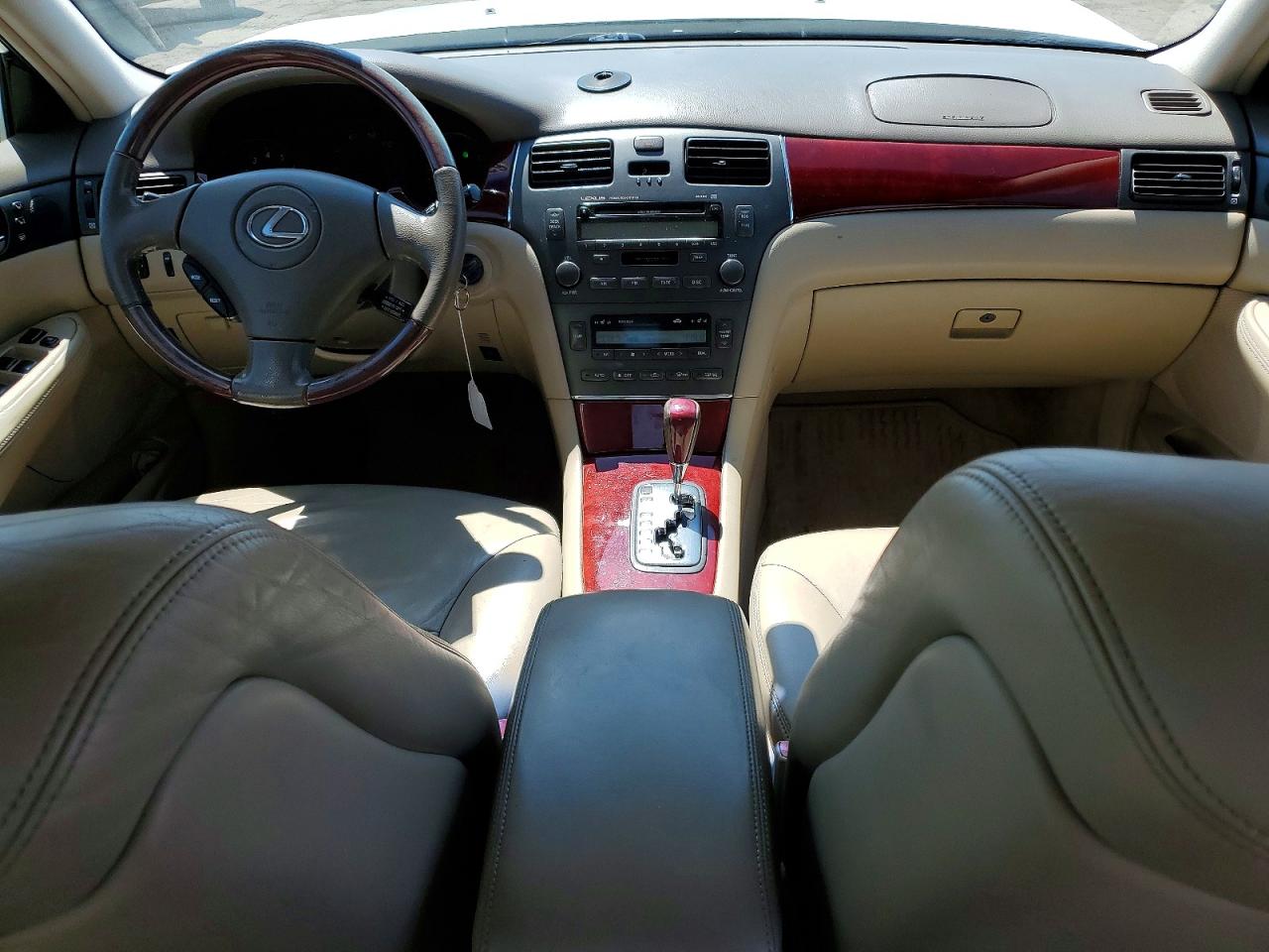 2002 Lexus Es 300 Белый vin: JTHBF30G225026271
