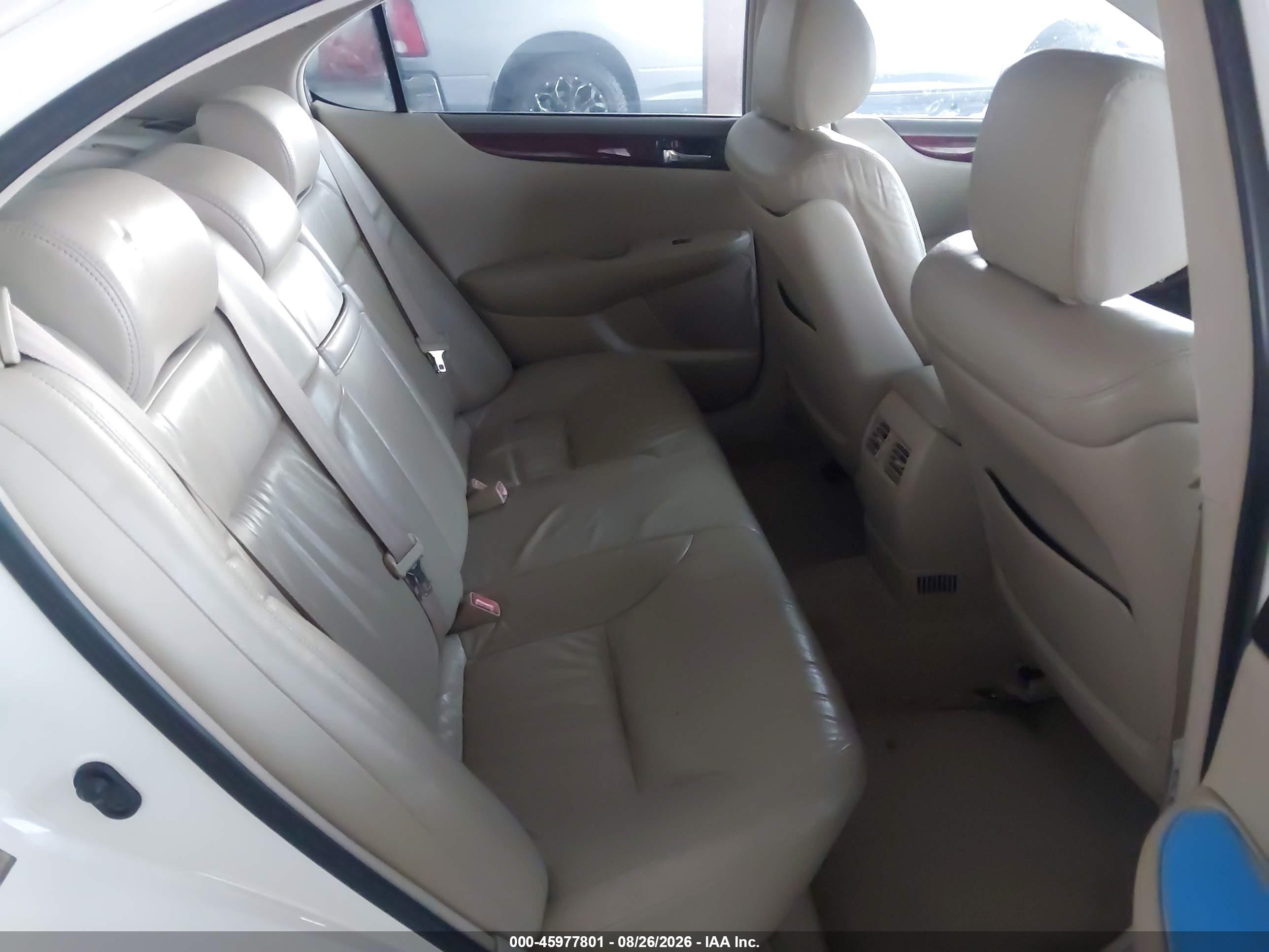 2002 Lexus Es 300 White vin: JTHBF30G225031390