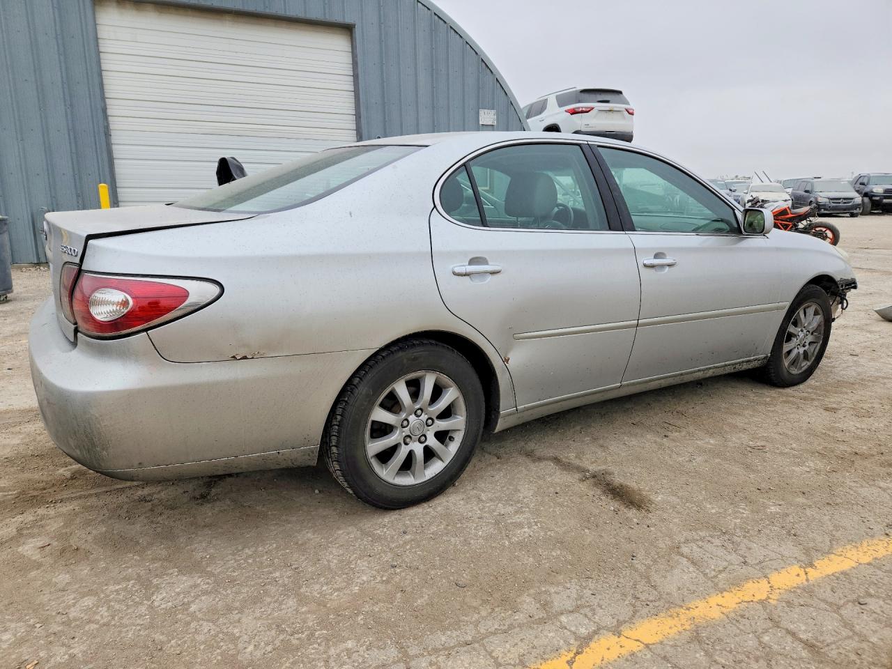 2002 Lexus Es 300 Base Silver vin: JTHBF30G225035424