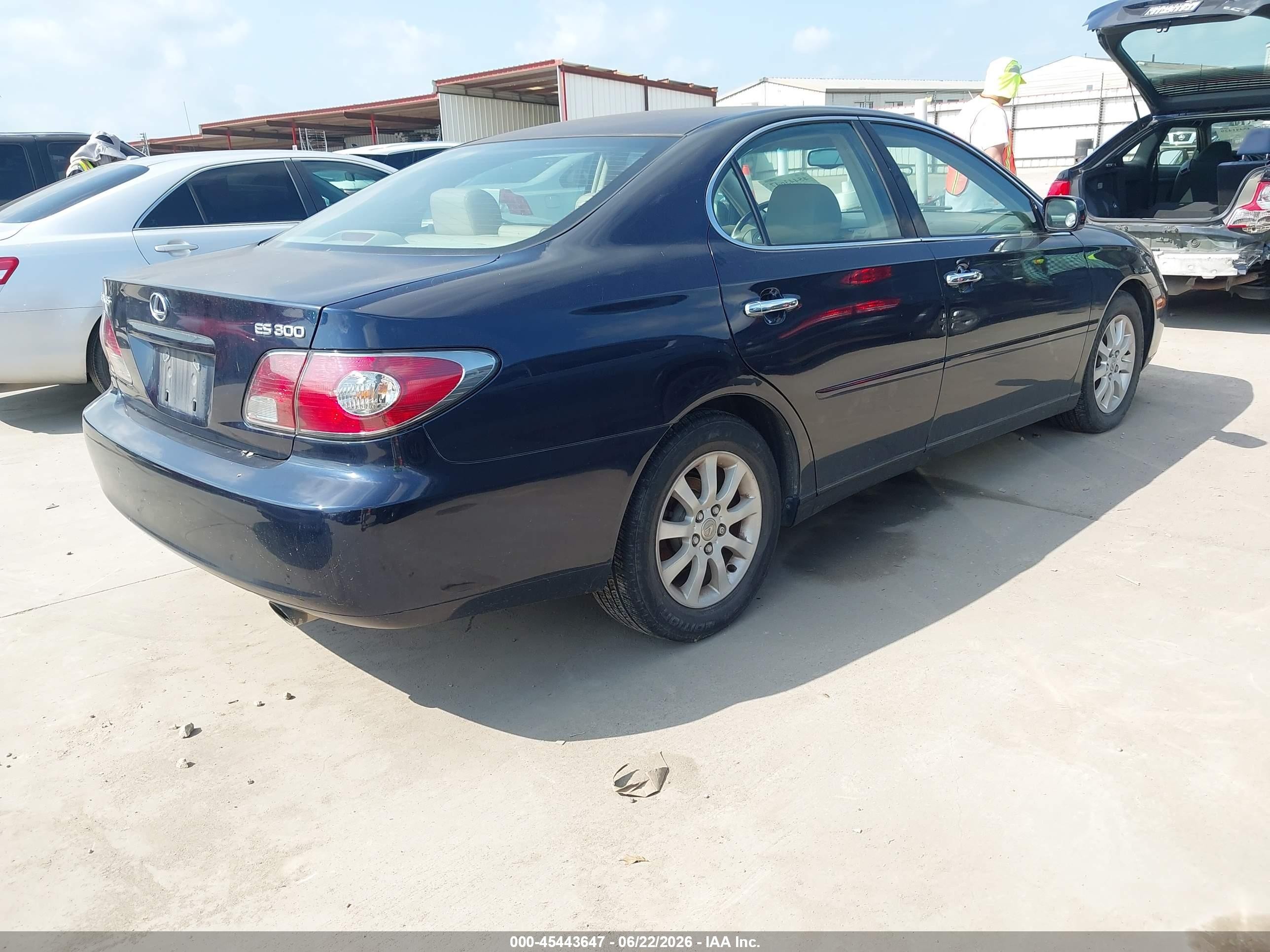 2003 Lexus Es 300   Blue vin: JTHBF30G230088512
