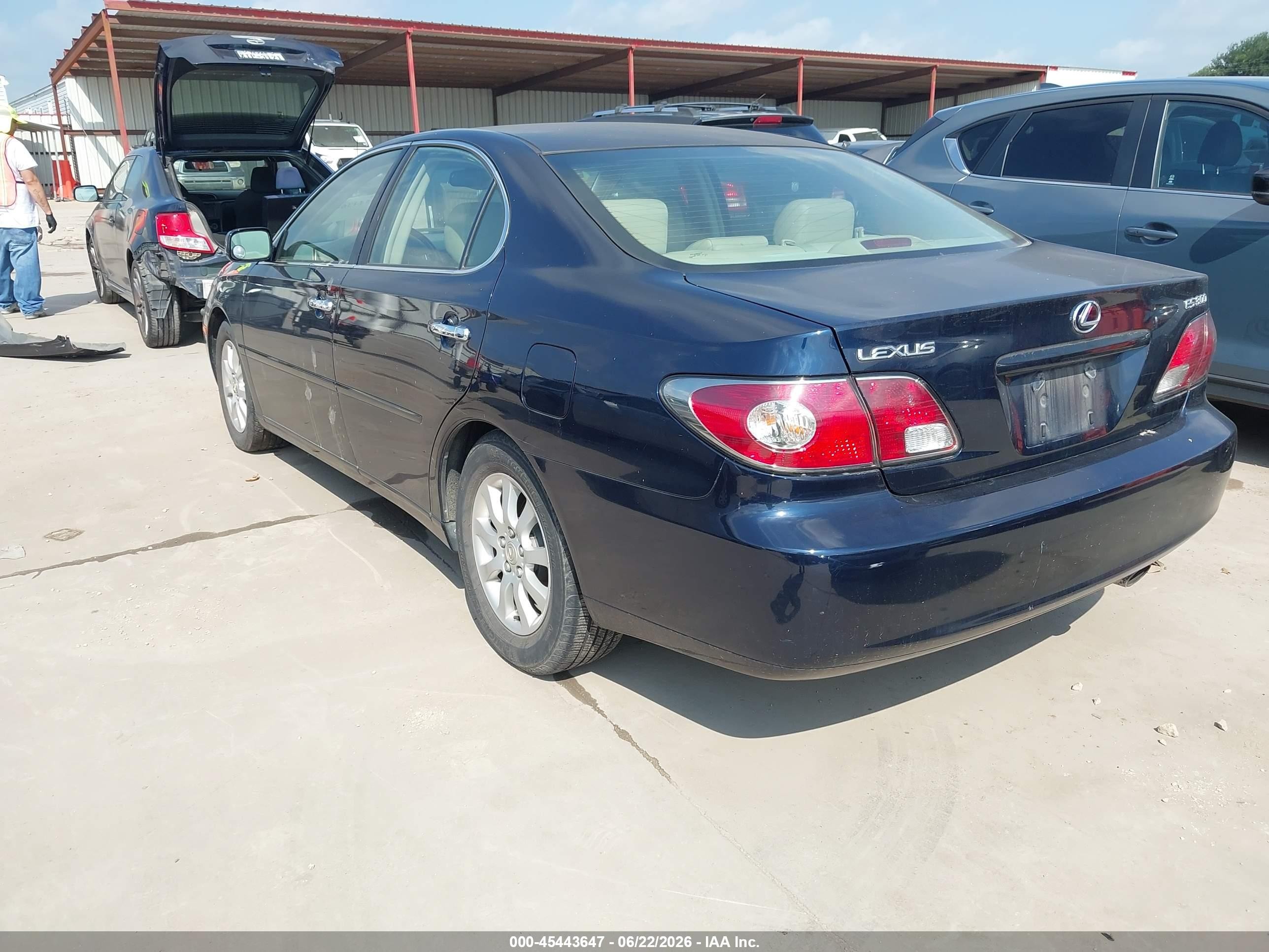 2003 Lexus Es 300   Blue vin: JTHBF30G230088512