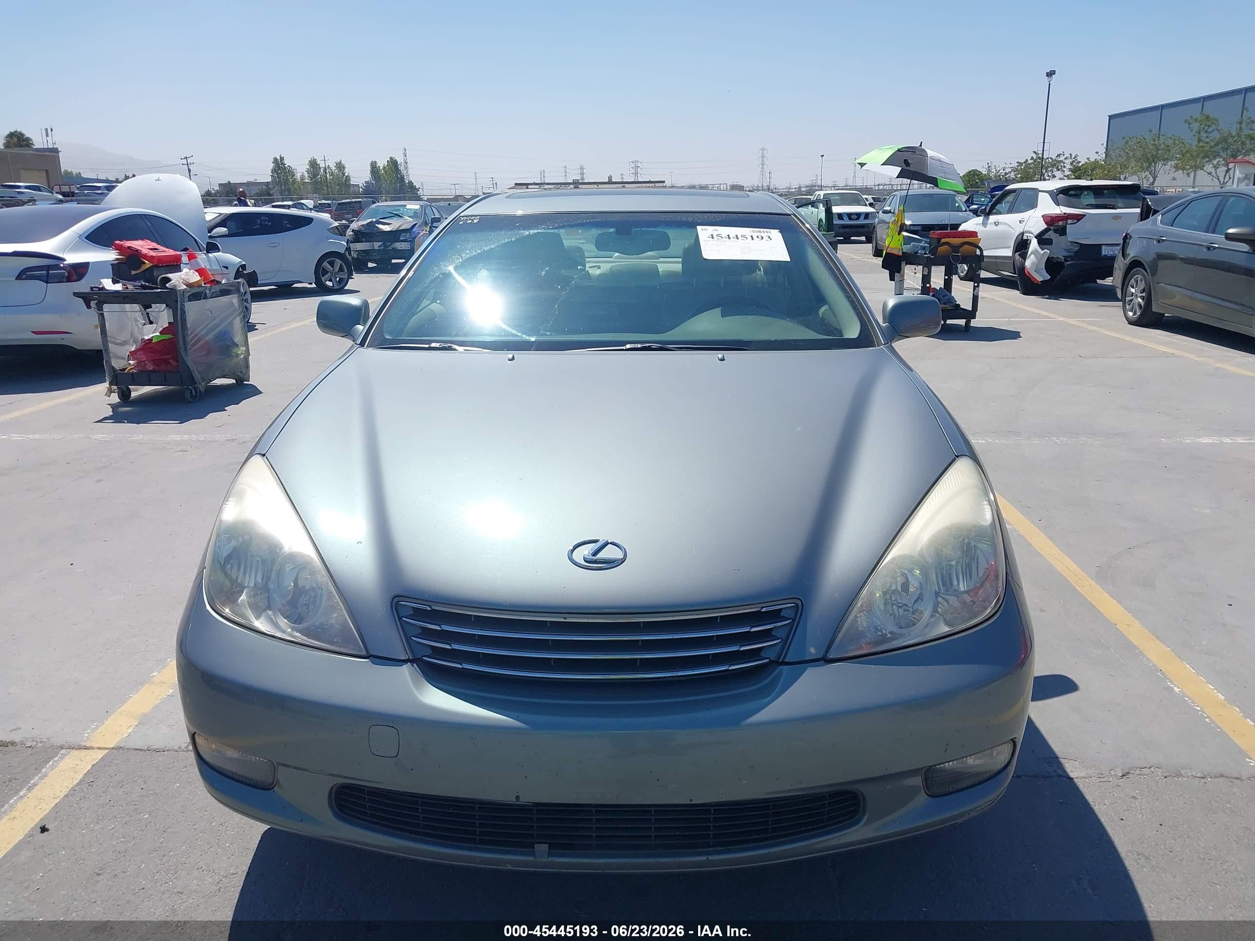 2003 Lexus Es 300   Gray vin: JTHBF30G230129446