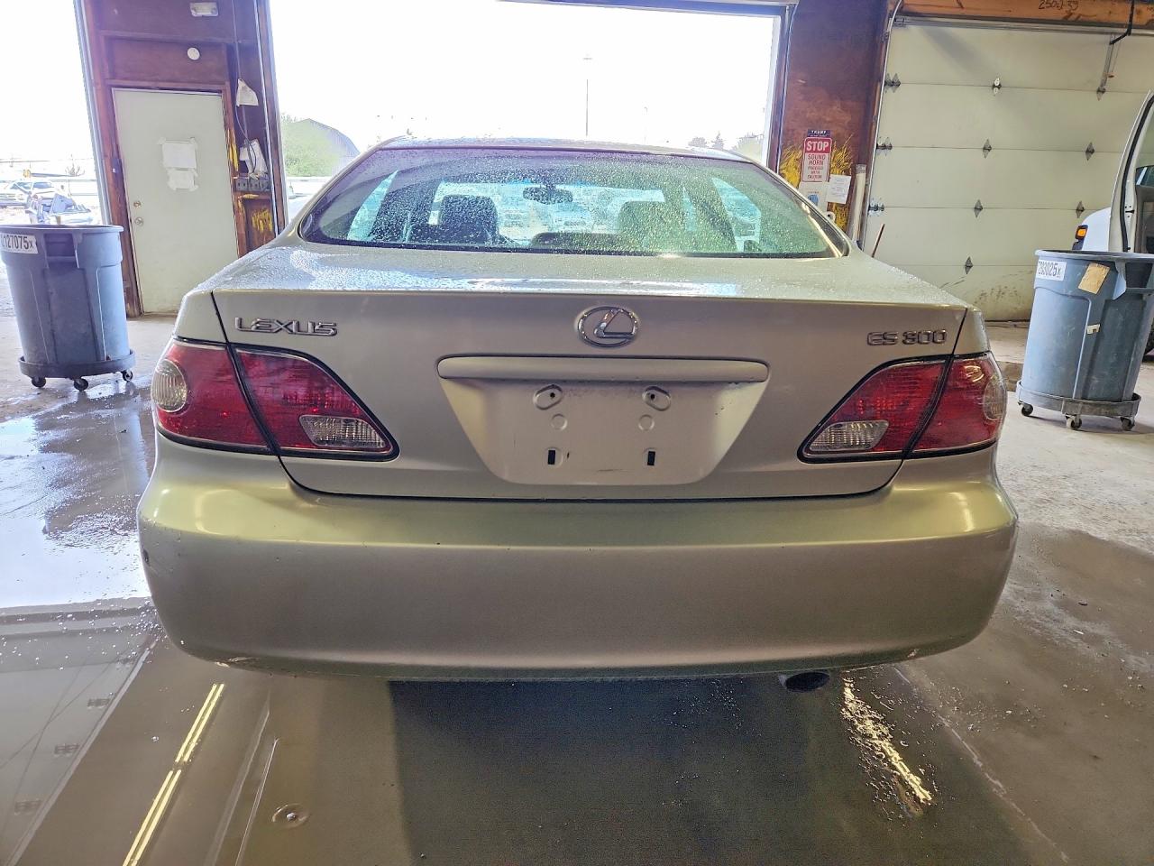 2003 Lexus Es 300 Silver vin: JTHBF30G236005061