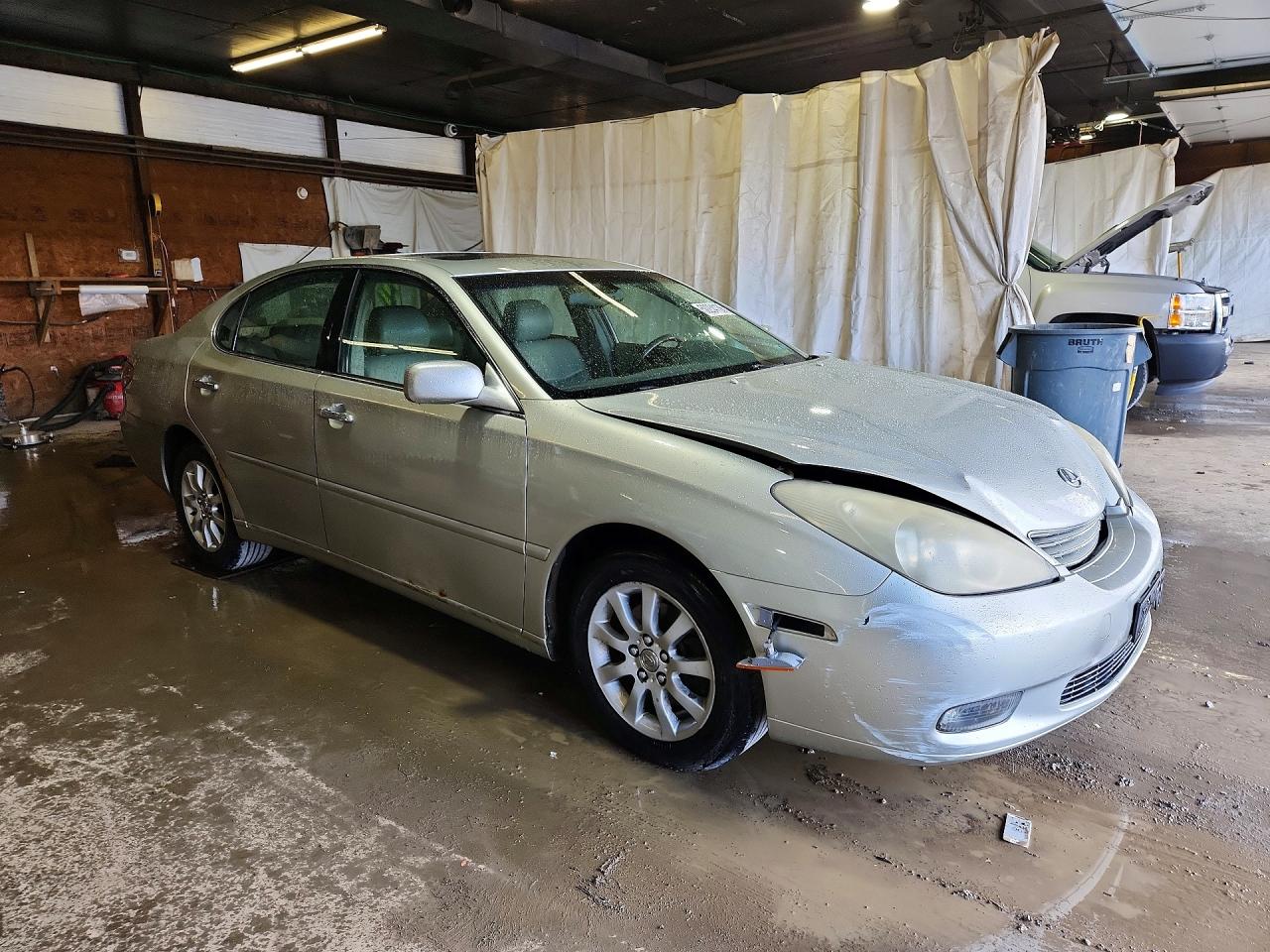 2003 Lexus Es 300 Silver vin: JTHBF30G236005061
