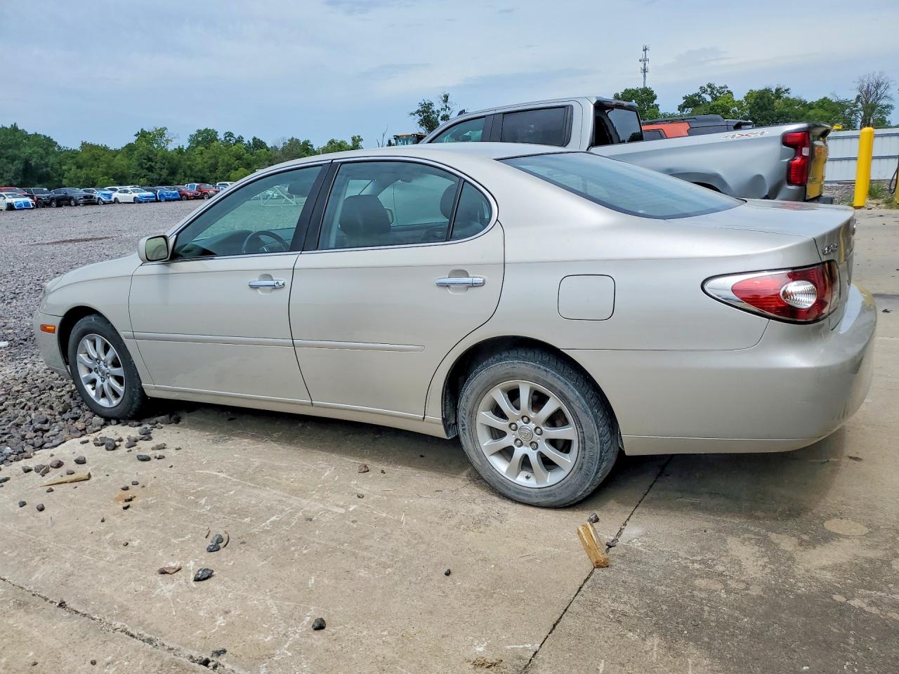 2003 Lexus Es 300 Silver vin: JTHBF30G236007764