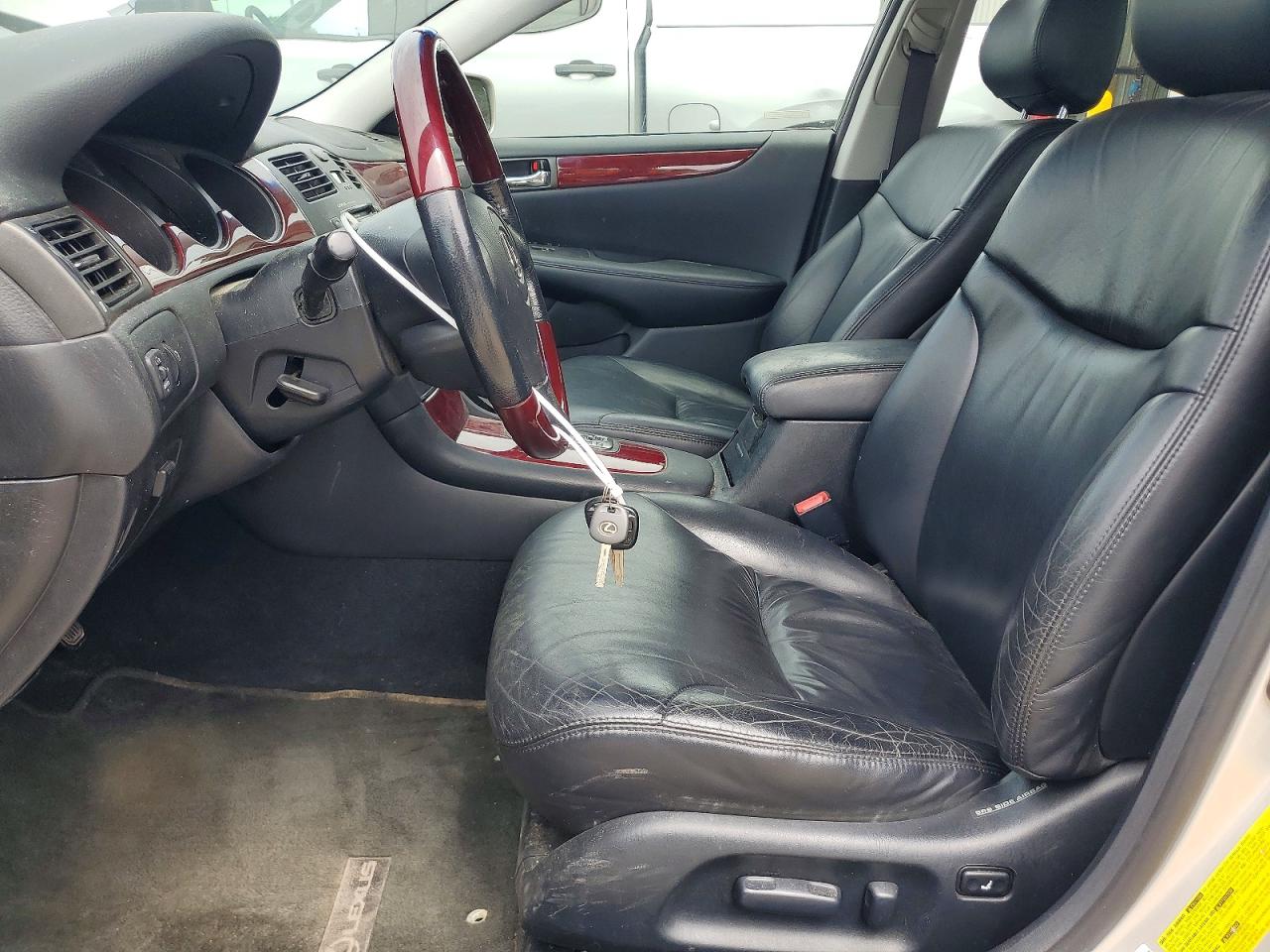 2003 Lexus Es 300 Silver vin: JTHBF30G236007764