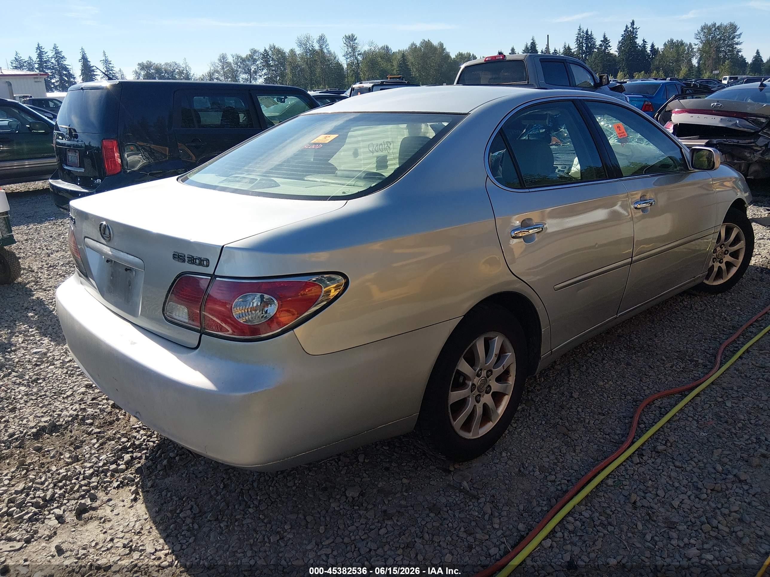 2002 Lexus Es 300 Серебряный vin: JTHBF30G320026485