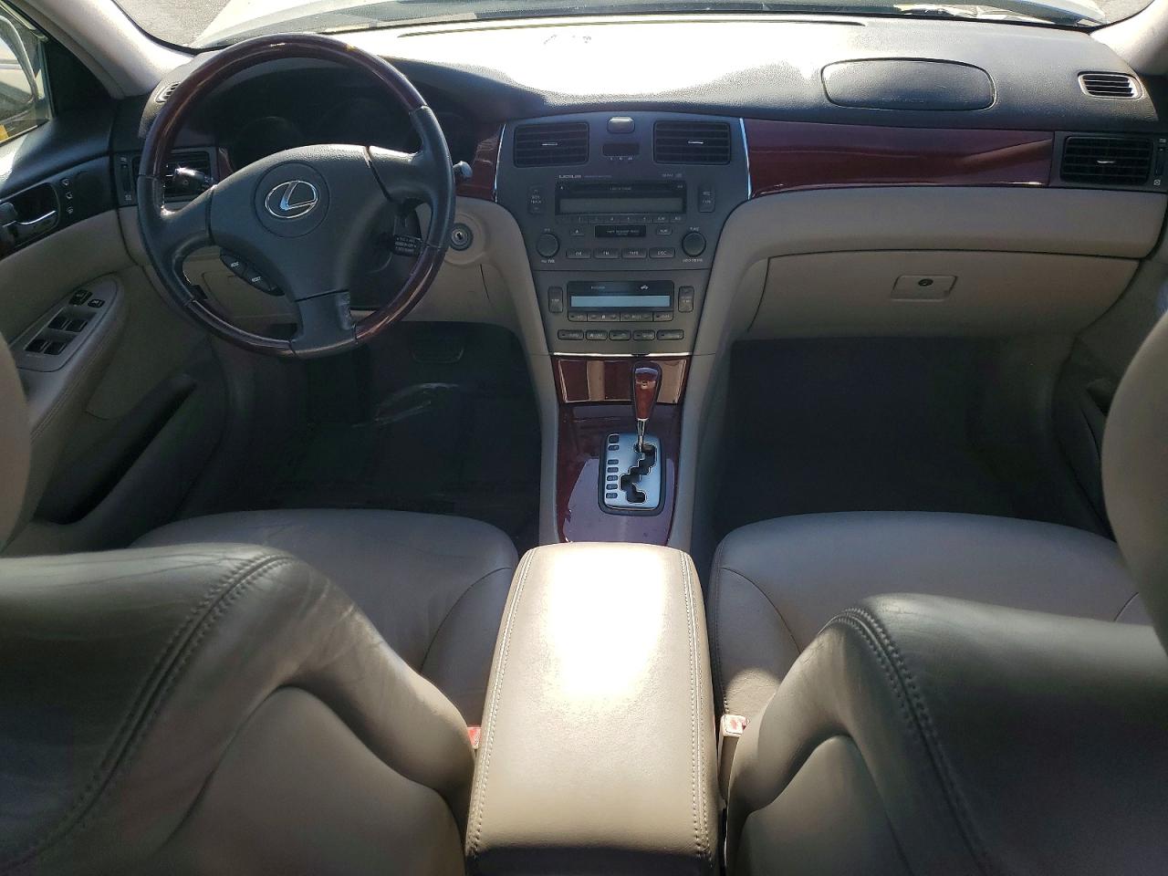 2002 Lexus Es 300 Silver vin: JTHBF30G320080031