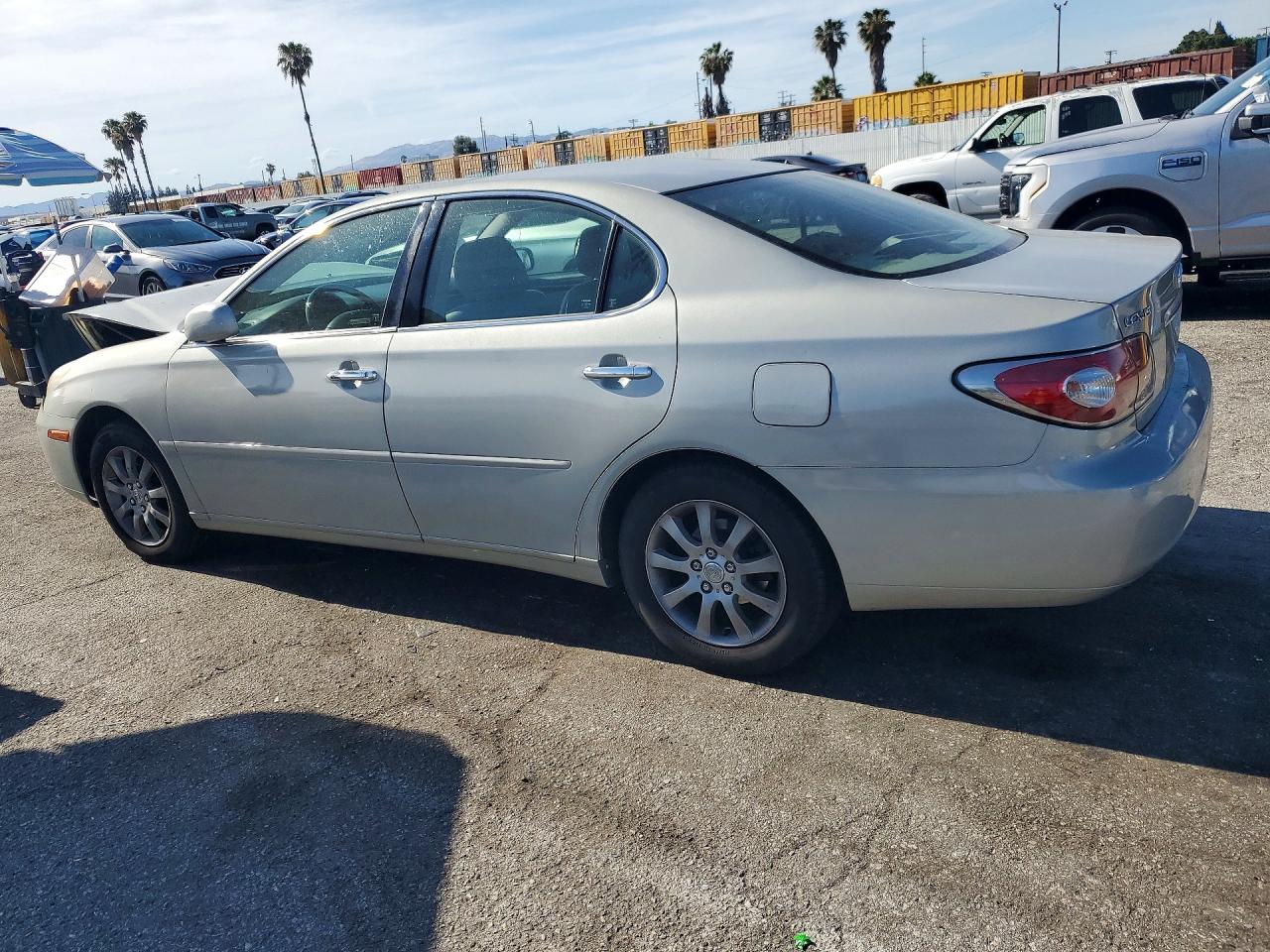 2002 Lexus Es 300 Silver vin: JTHBF30G320080031