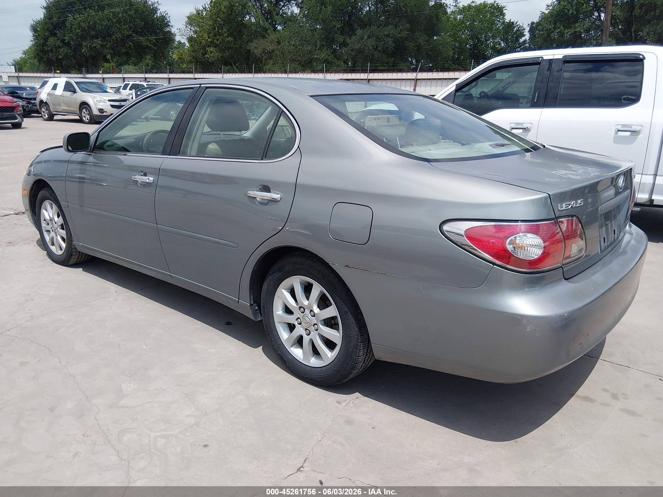 2002 Lexus Es 300   Gray vin: JTHBF30G325023332