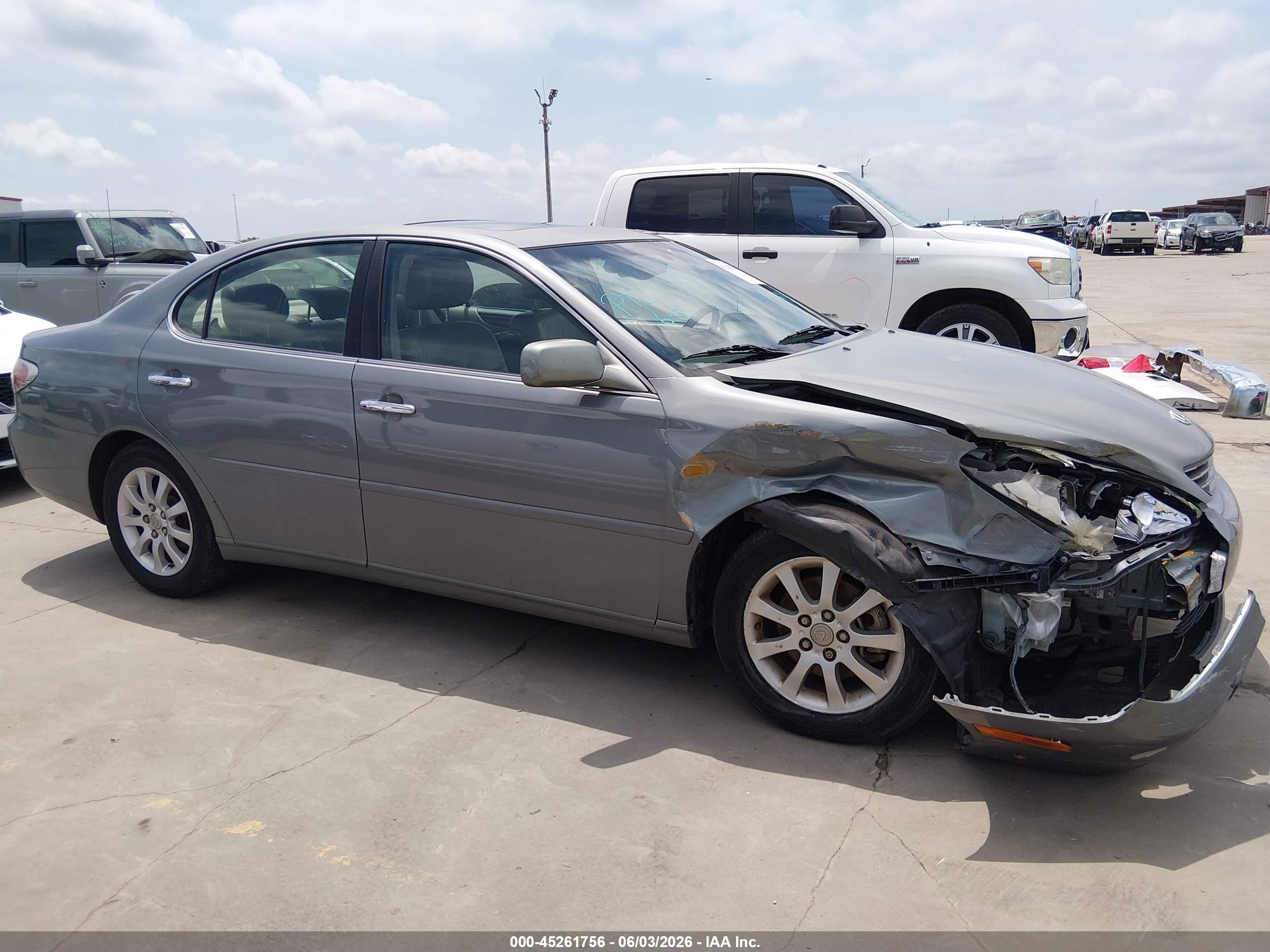 2002 Lexus Es 300   Gray vin: JTHBF30G325023332
