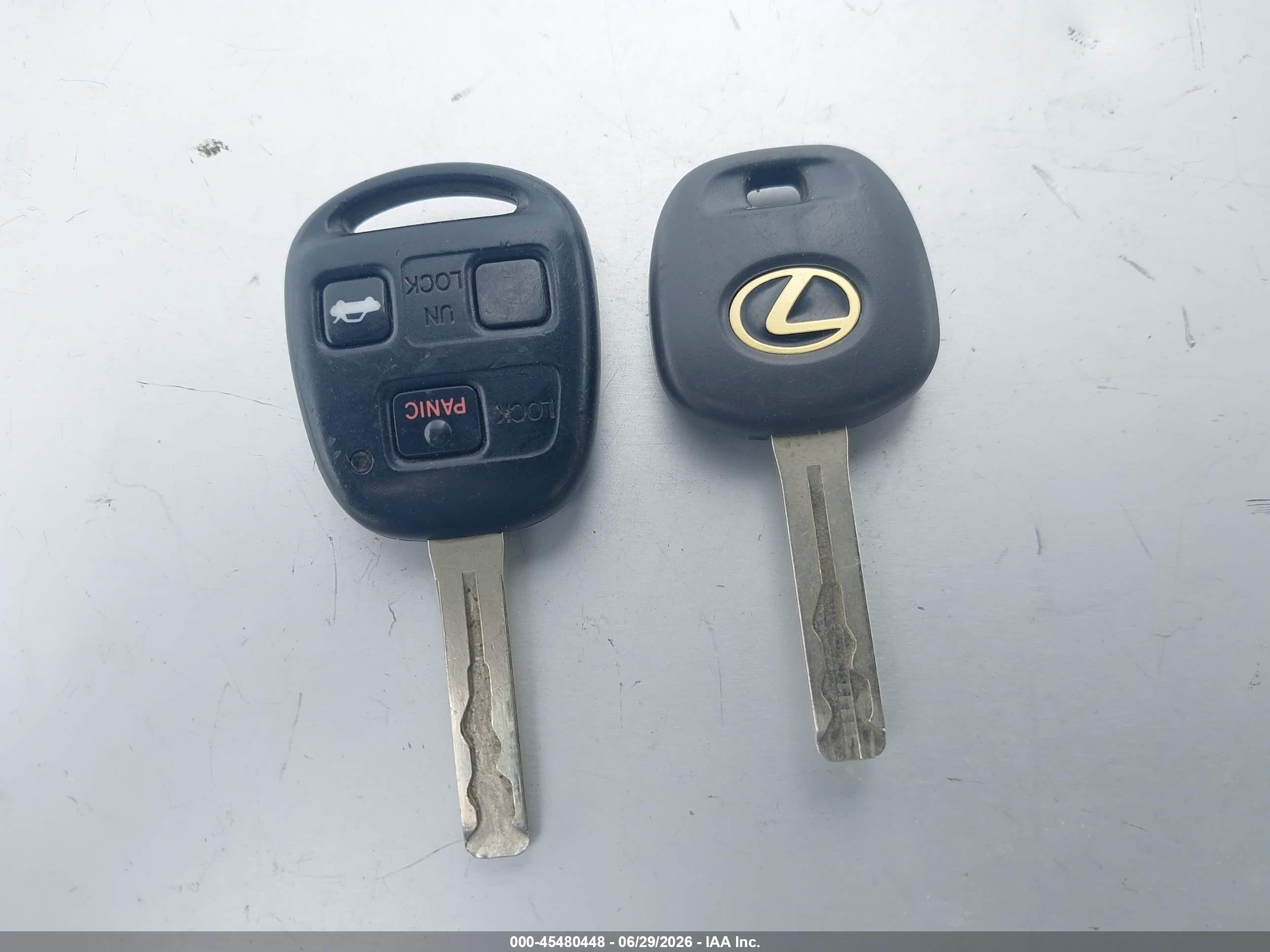 2002 Lexus Es 300   Black vin: JTHBF30G325031172