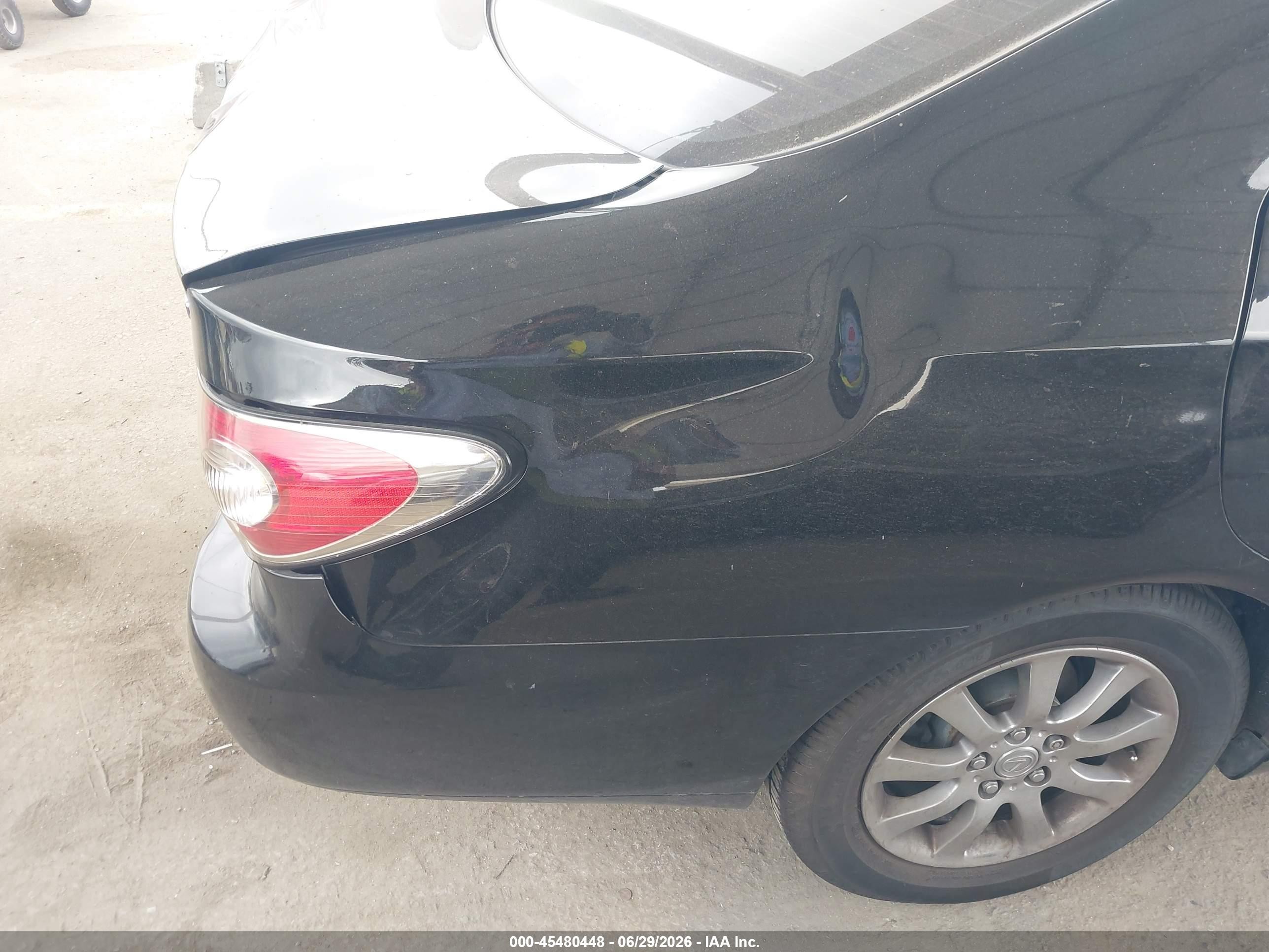 2002 Lexus Es 300   Black vin: JTHBF30G325031172
