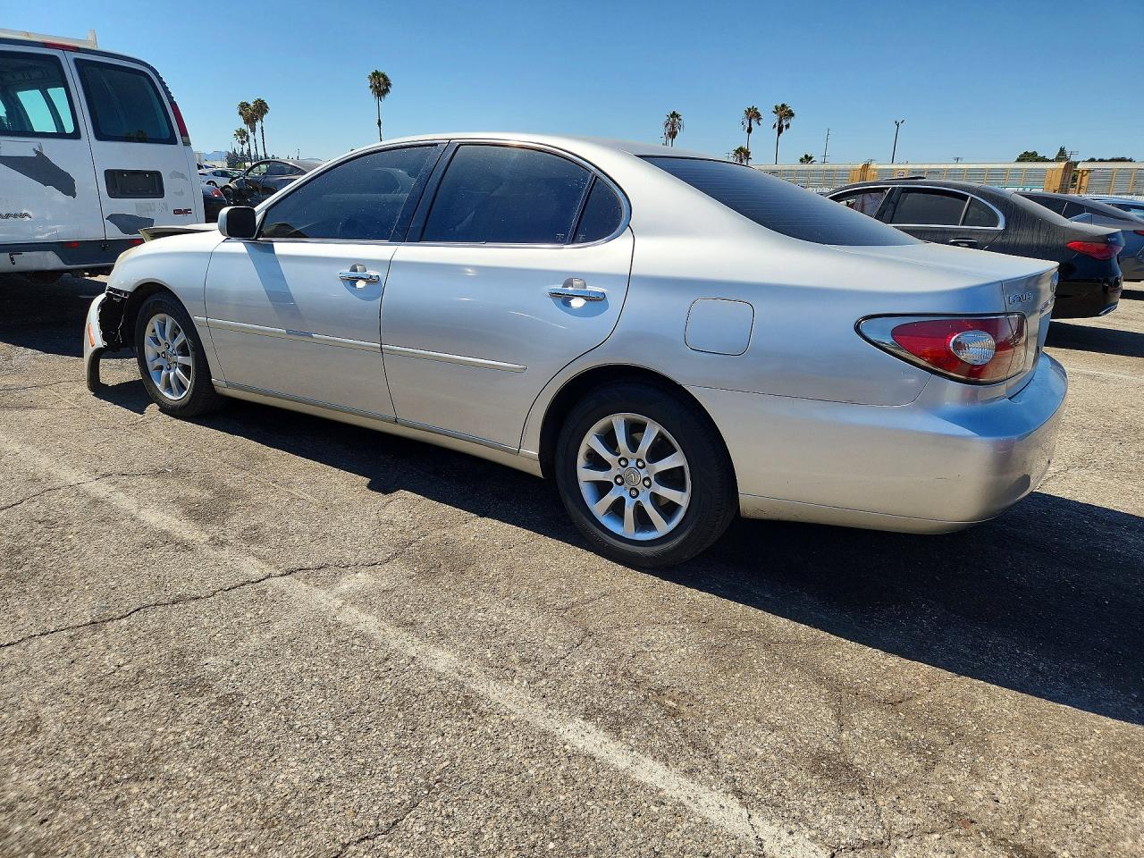2002 Lexus Es 300 Серебряный vin: JTHBF30G325035335