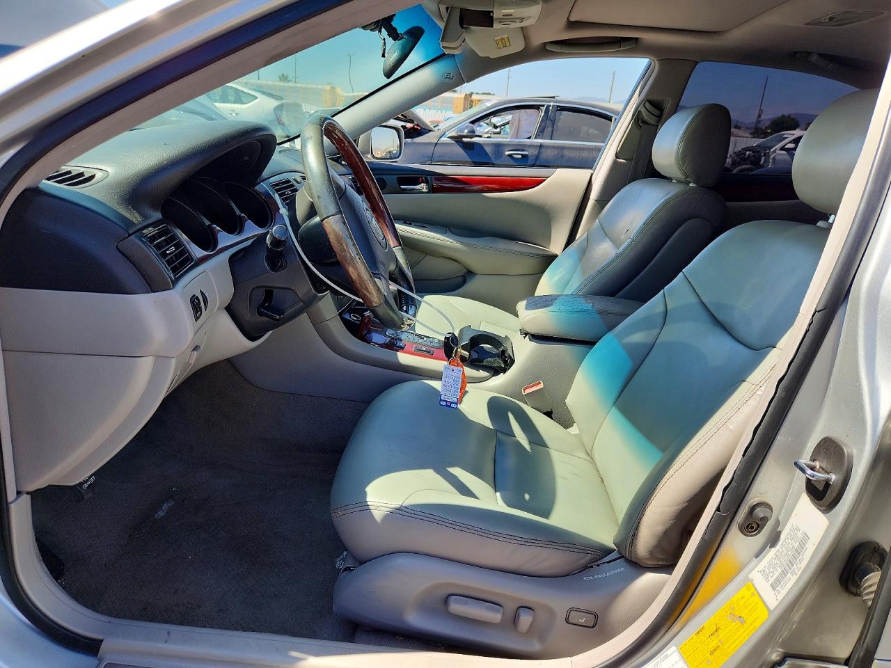 2002 Lexus Es 300 Серебряный vin: JTHBF30G325035335
