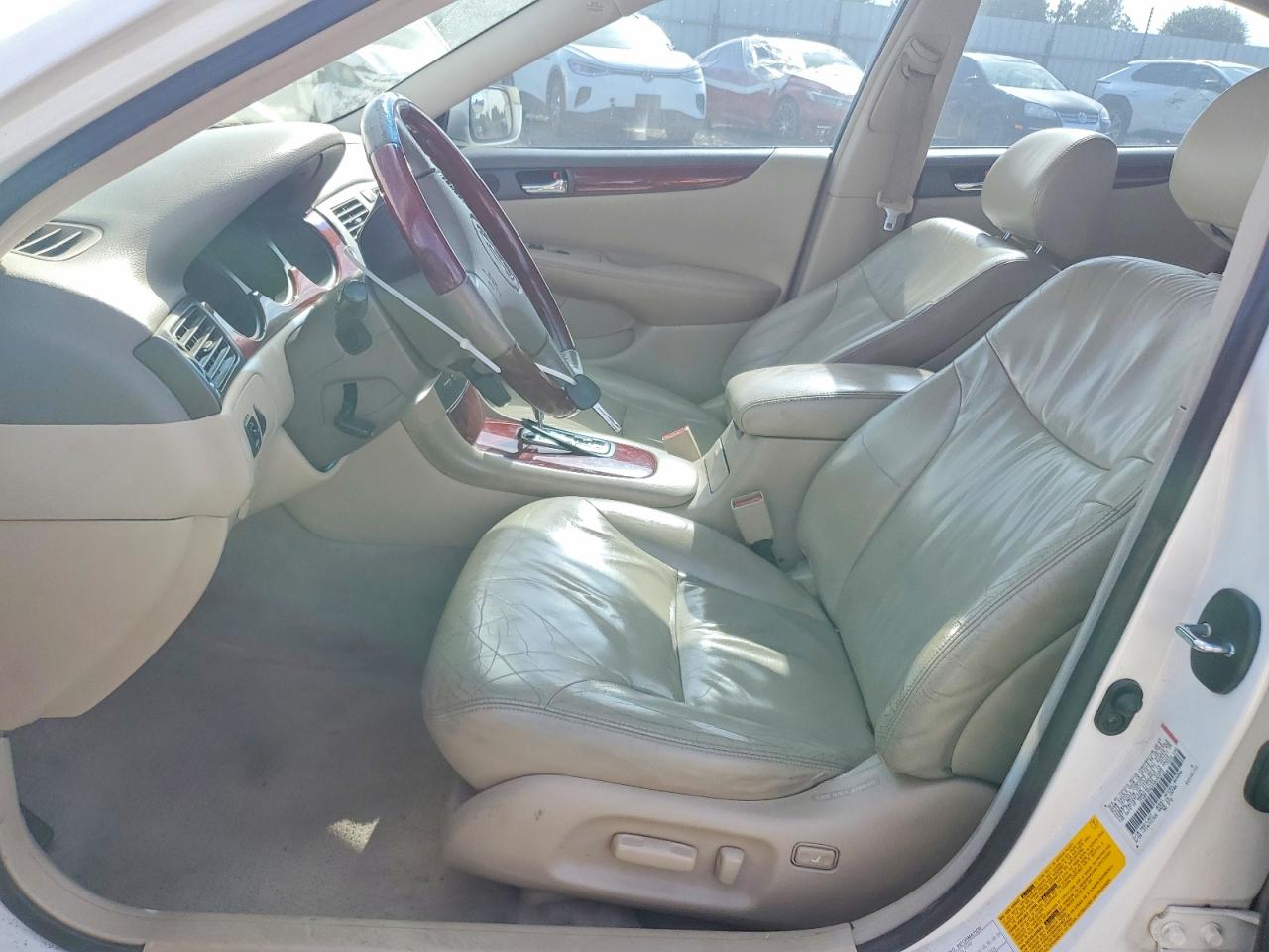 2003 Lexus Es 300 Белый vin: JTHBF30G330090043