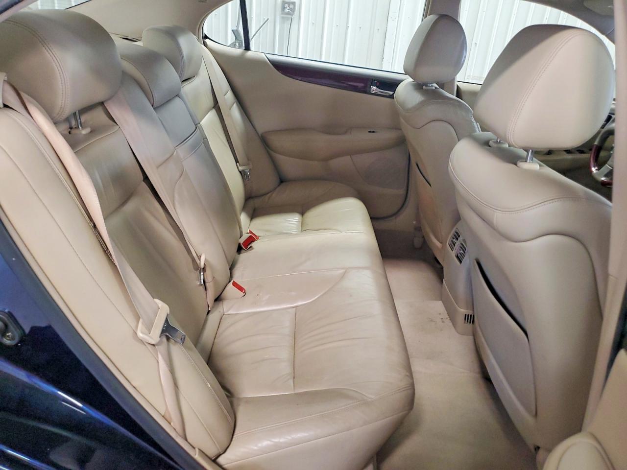 2003 Lexus Es 300 Blue vin: JTHBF30G330092651