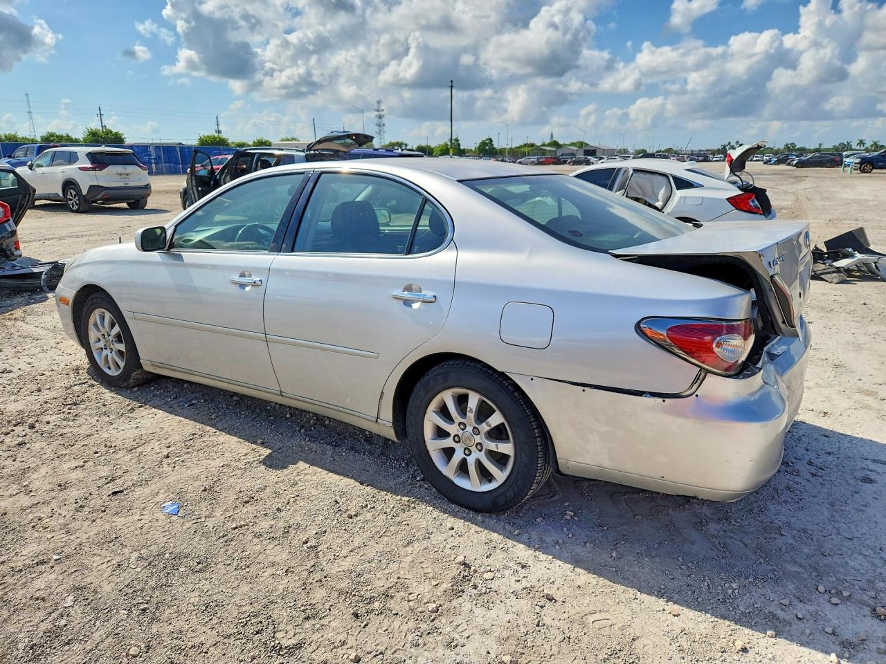 2003 Lexus Es 300 Silver vin: JTHBF30G330094402