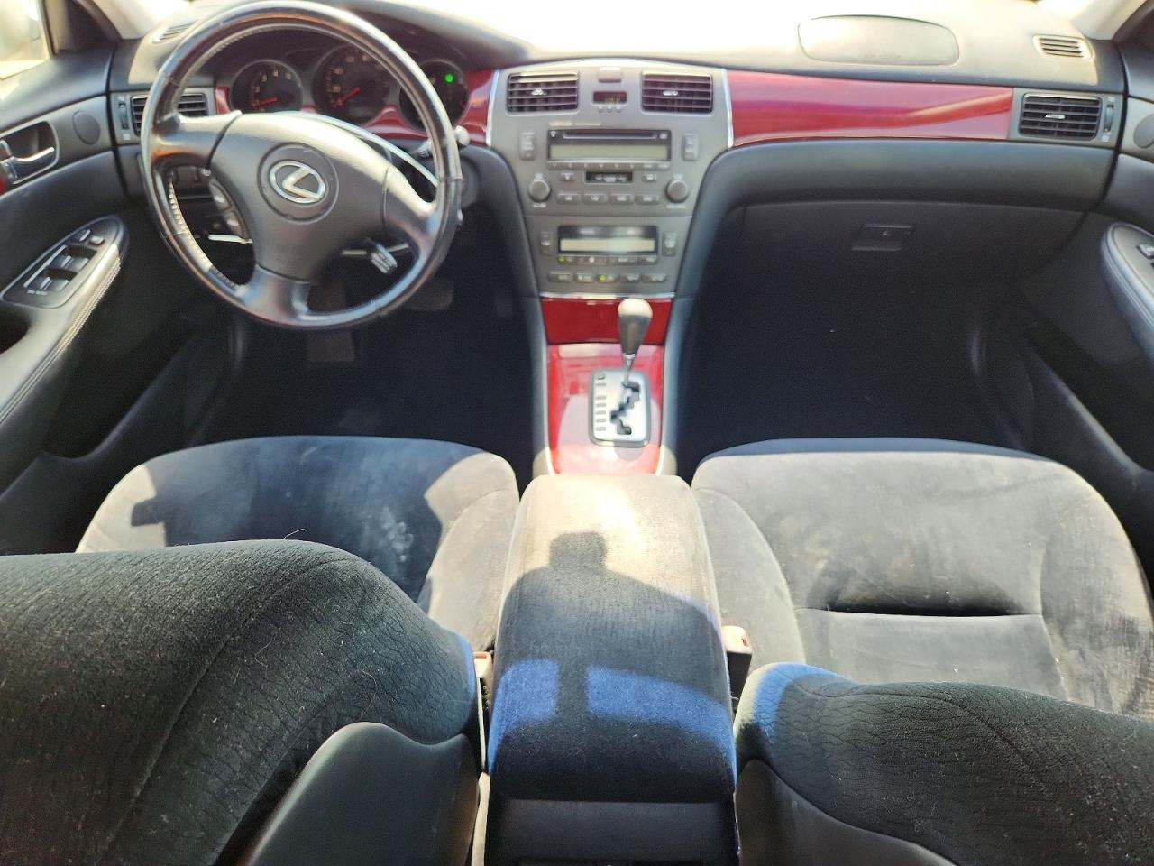 2003 Lexus Es 300 Silver vin: JTHBF30G330094402