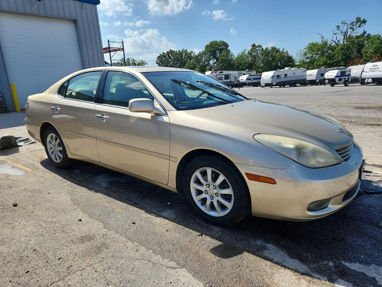 2003 Lexus Es 300 Gold vin: JTHBF30G330109190