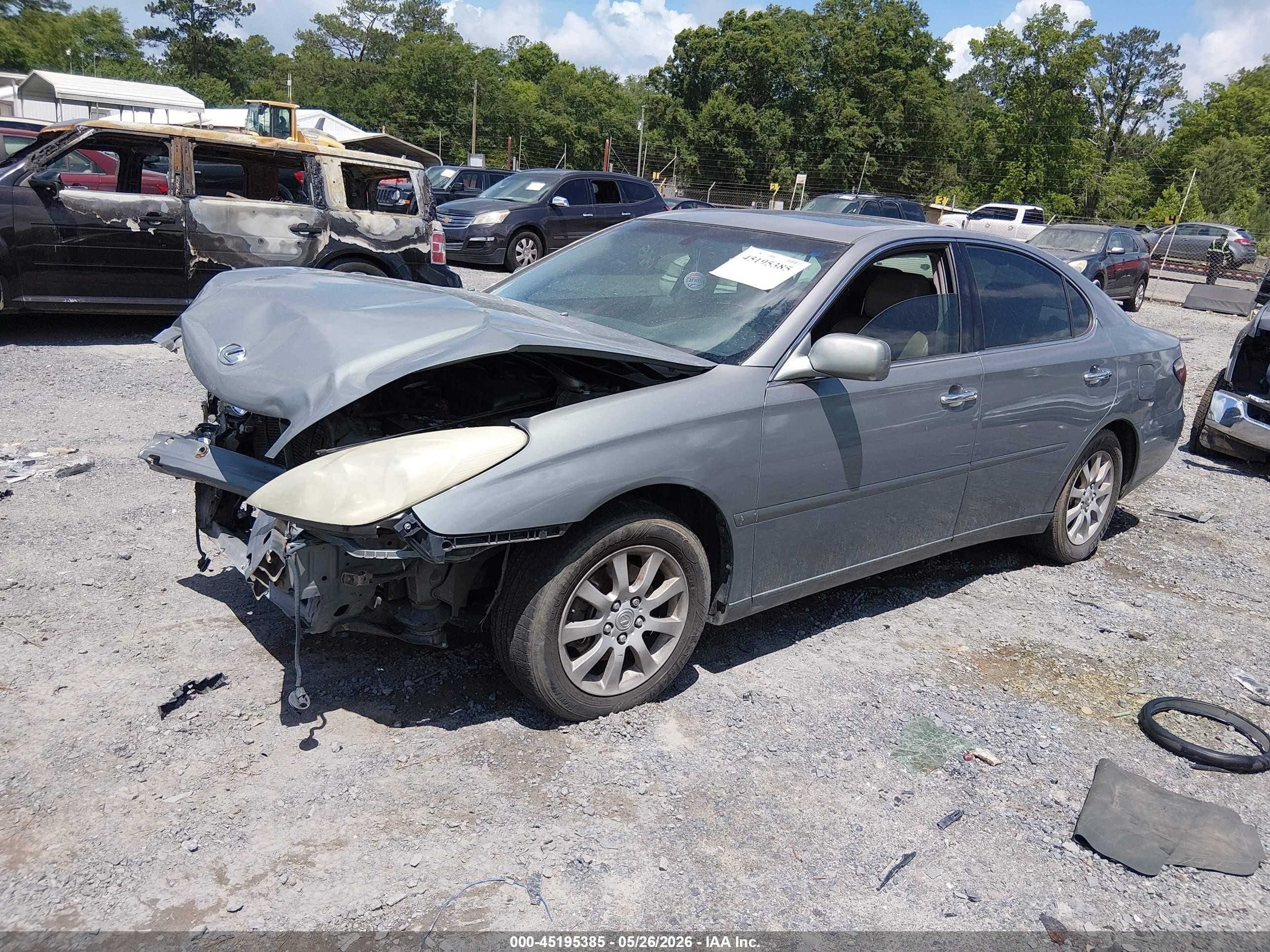 2003 Lexus Es 300   Silver vin: JTHBF30G330113966